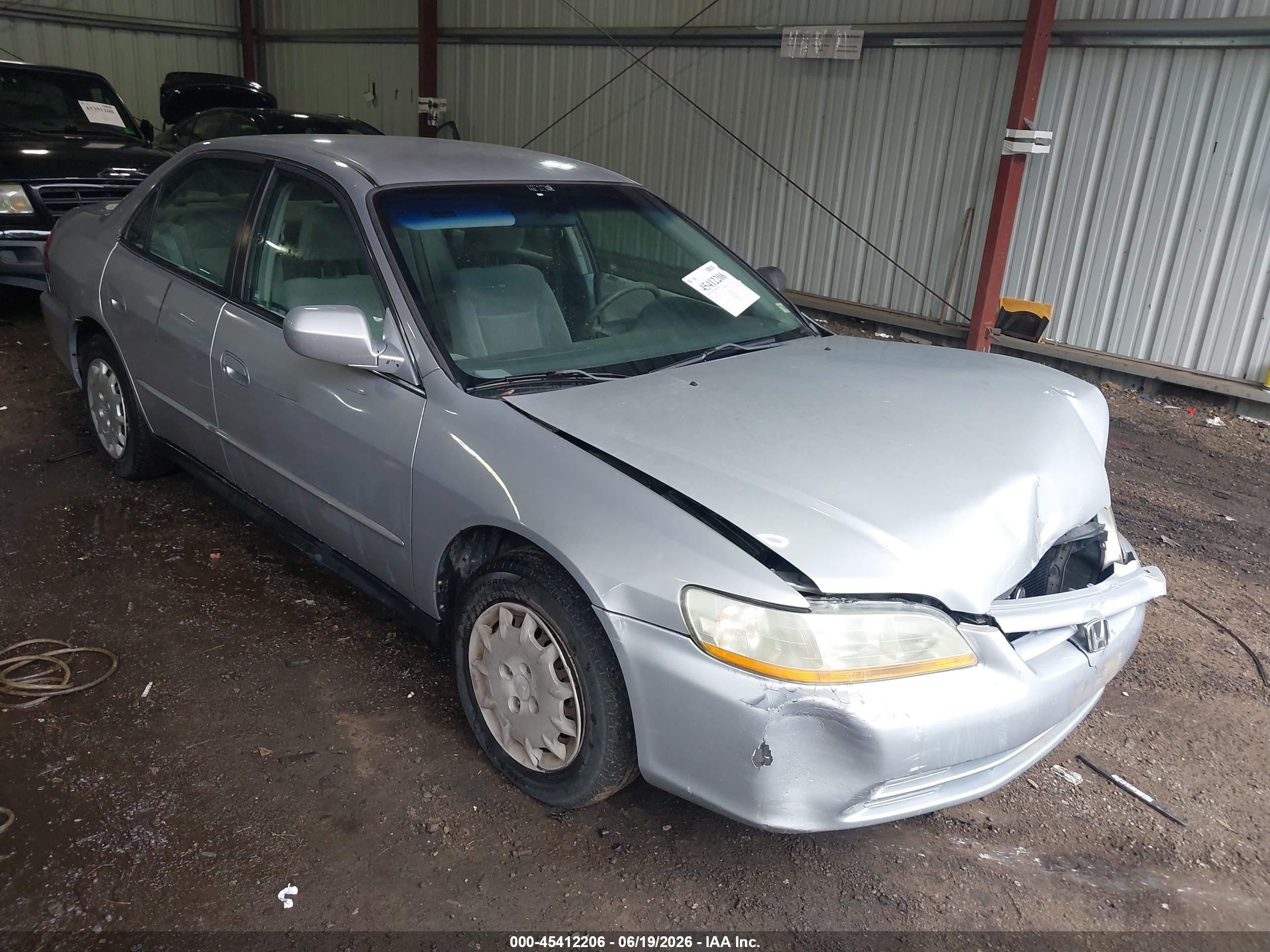 2001 Honda Accord 2.3 Lx Серый vin: 1HGCG56421A015175