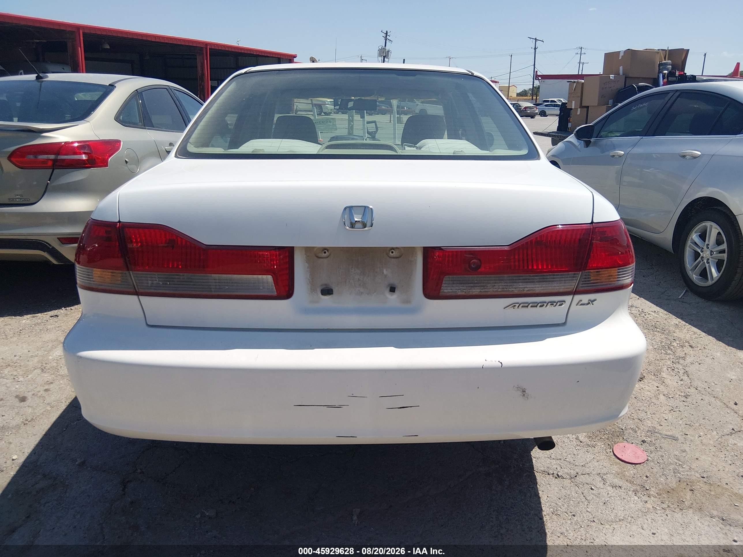 2002 Honda Accord 2.3 Lx White vin: 1HGCG56422A113169