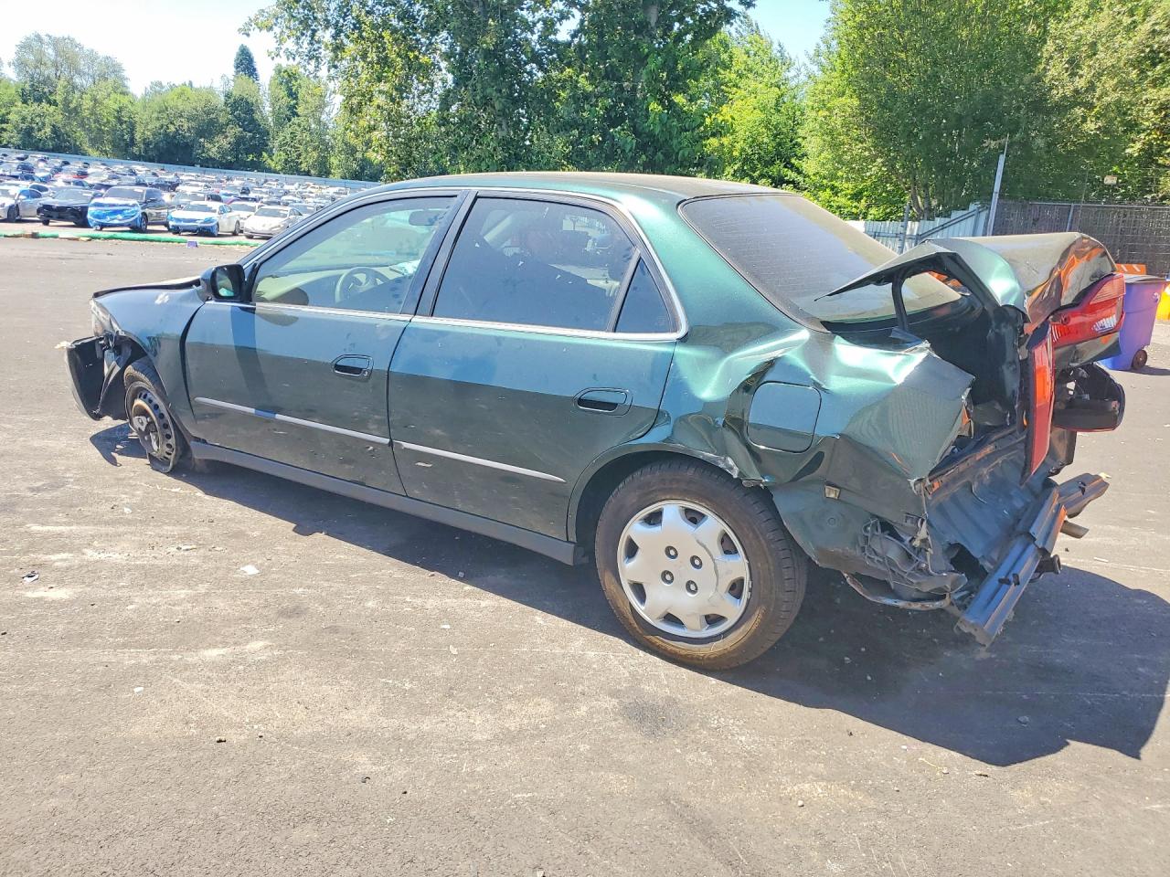 1998 Honda Accord Lx Серый vin: 1HGCG5642WA068417
