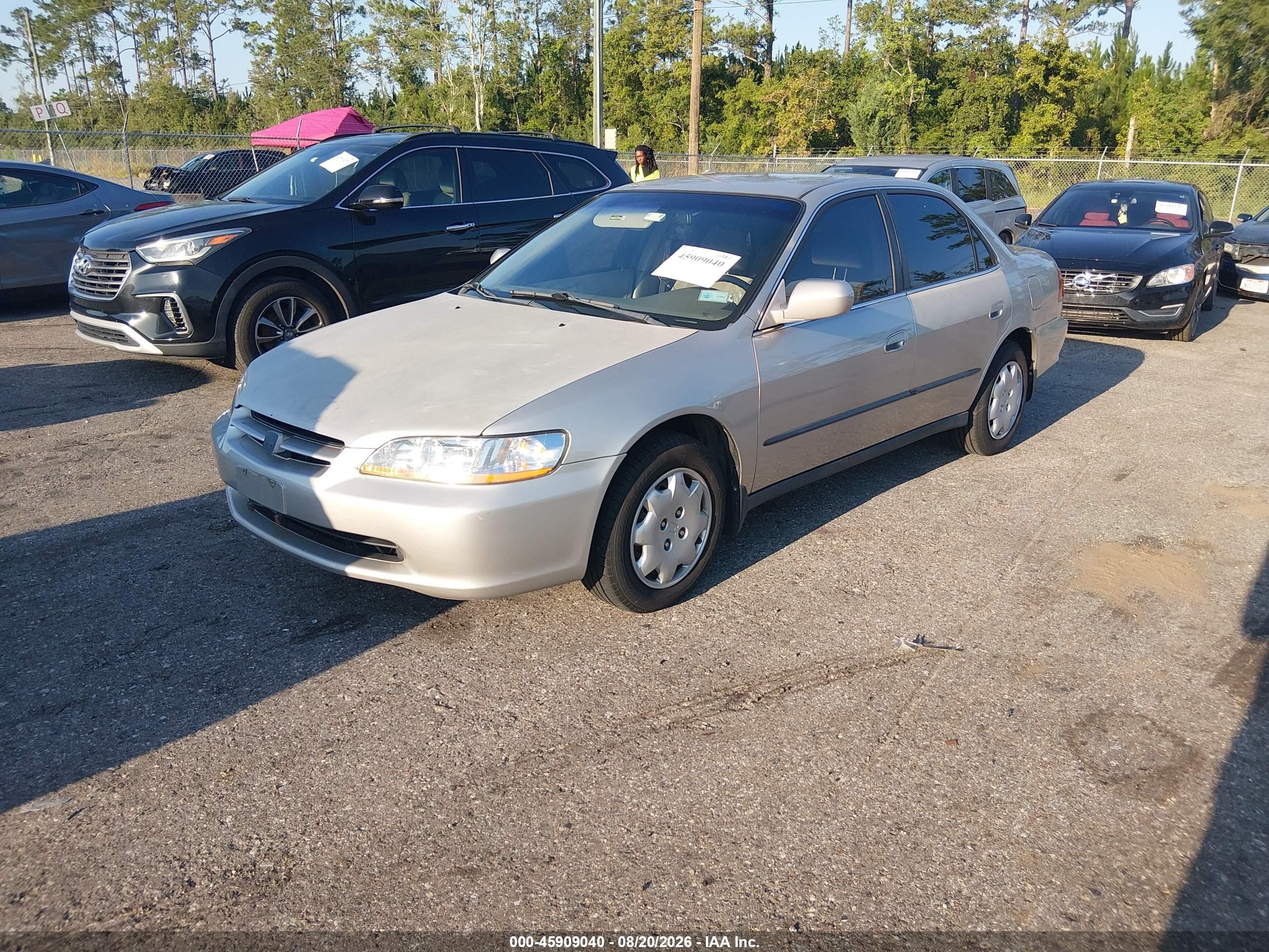 1999 Honda Accord Lx Серебряный vin: 1HGCG5642XA132683