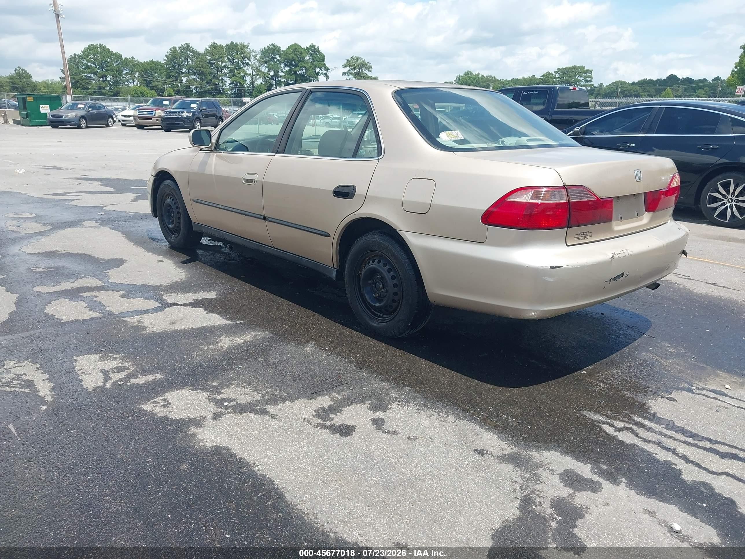 2000 Honda Accord 2.3 Lx Tan vin: 1HGCG5642YA147962