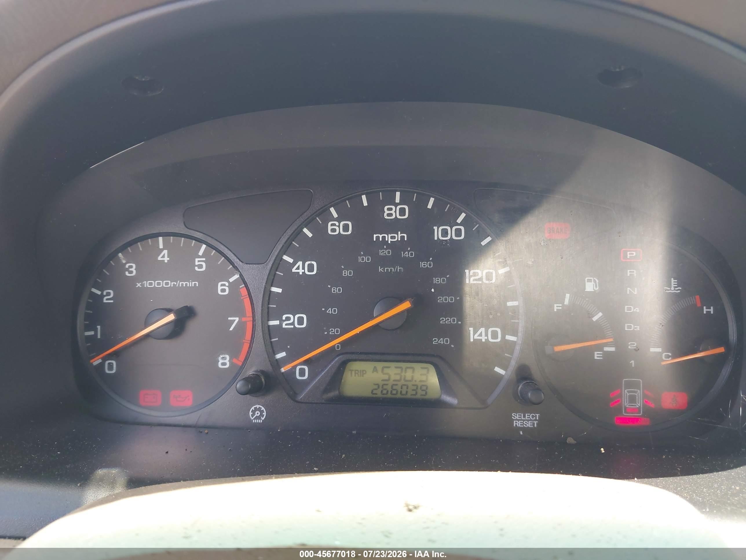 2000 Honda Accord 2.3 Lx Tan vin: 1HGCG5642YA147962