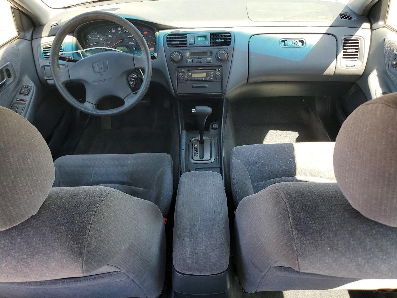 2001 Honda Accord Lx White vin: 1HGCG56431A137625