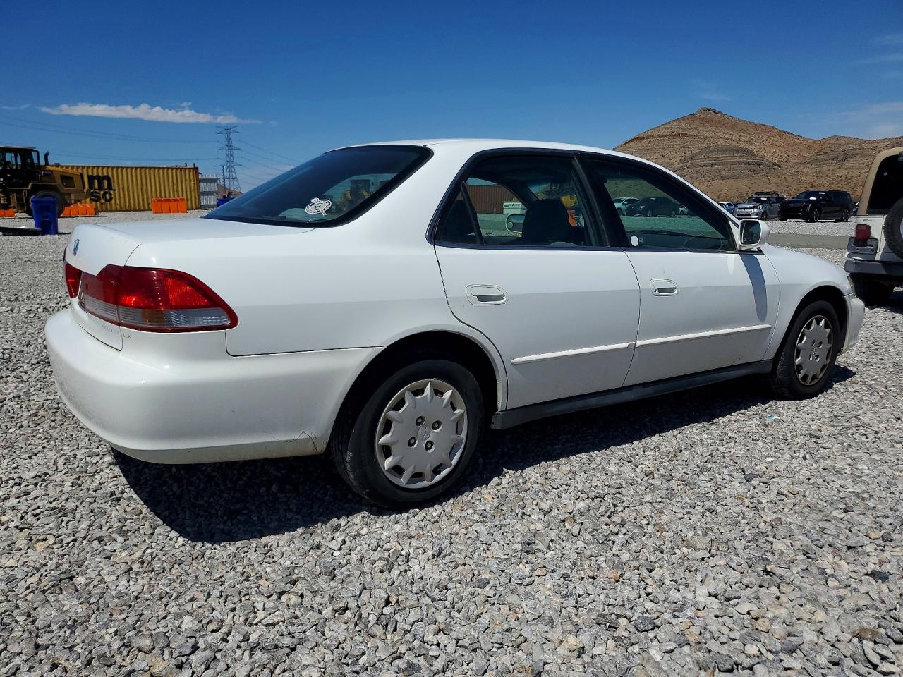 2001 Honda Accord Lx White vin: 1HGCG56431A137625