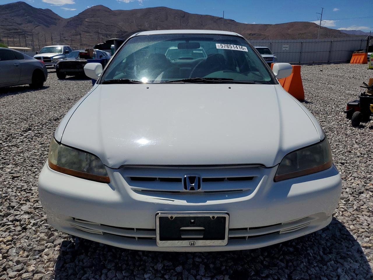 2001 Honda Accord Lx White vin: 1HGCG56431A137625