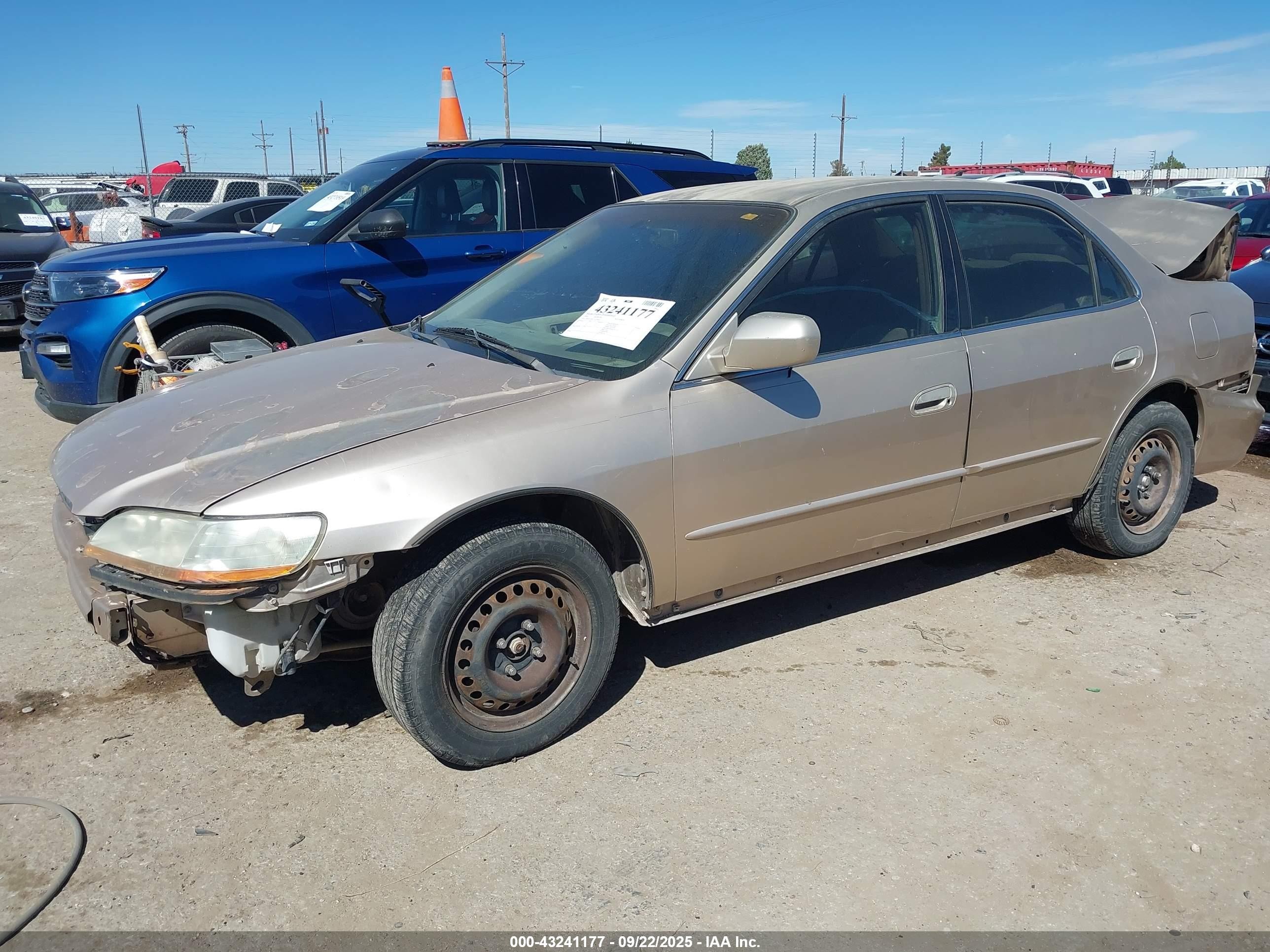 2001 Honda Accord 2.3 Lx Gold vin: 1HGCG56431A138385