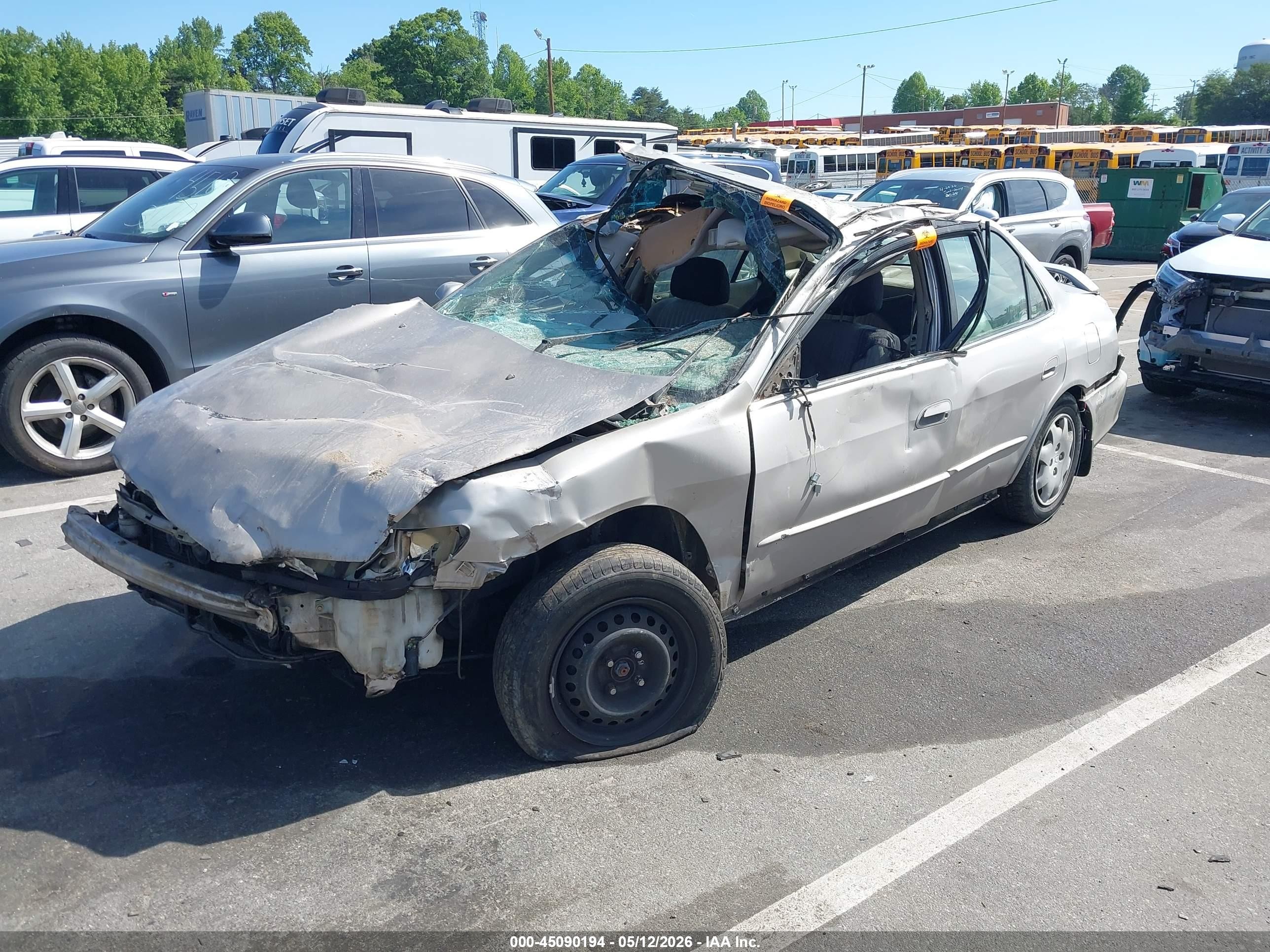 1998 Honda Accord Lx Silver vin: 1HGCG5643WA040173