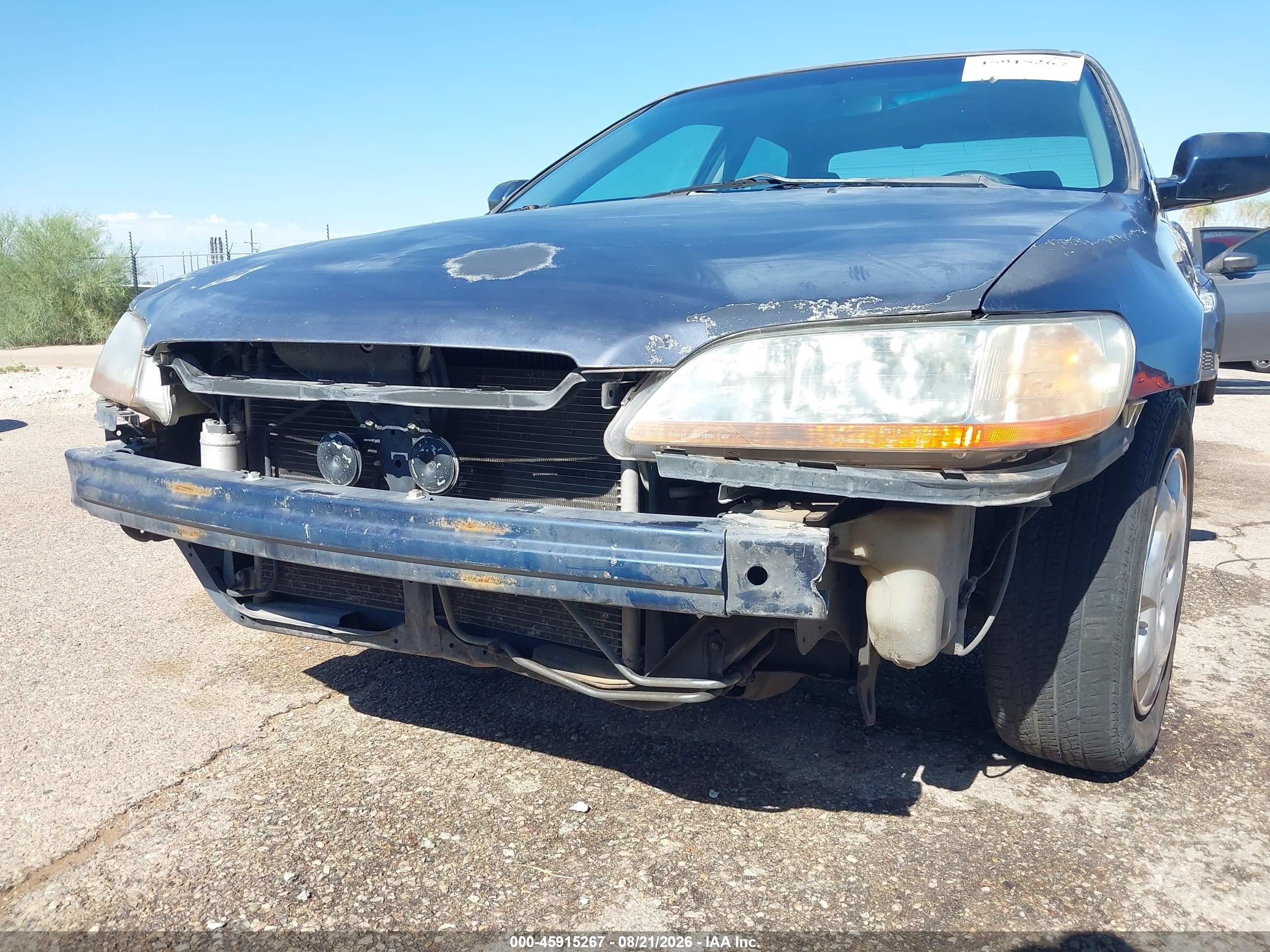 2000 Honda Accord 2.3 Lx Dark Blue vin: 1HGCG5643YA018077