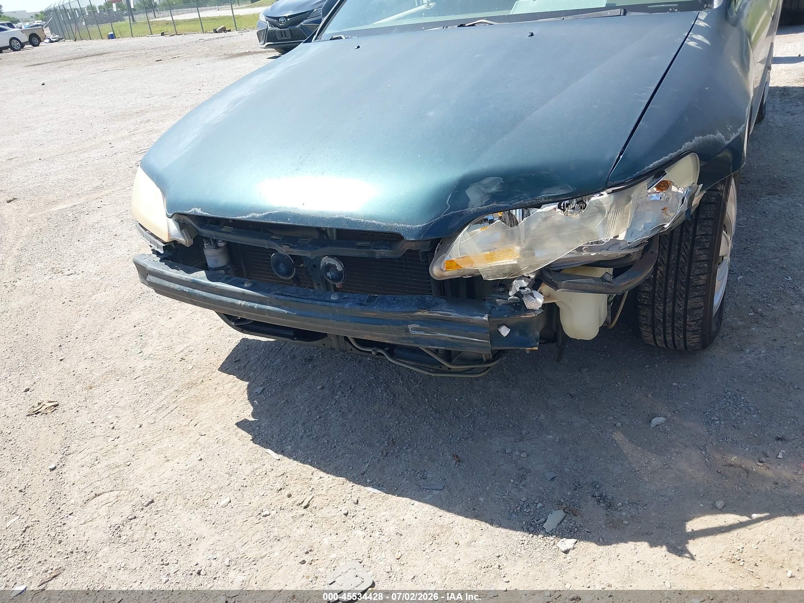 2000 Honda Accord 2.3 Lx Зеленый vin: 1HGCG5643YA032884