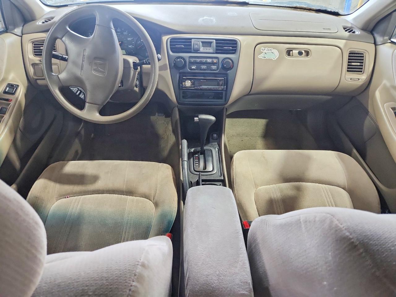 2000 Honda Accord Lx Cream vin: 1HGCG5643YA058725