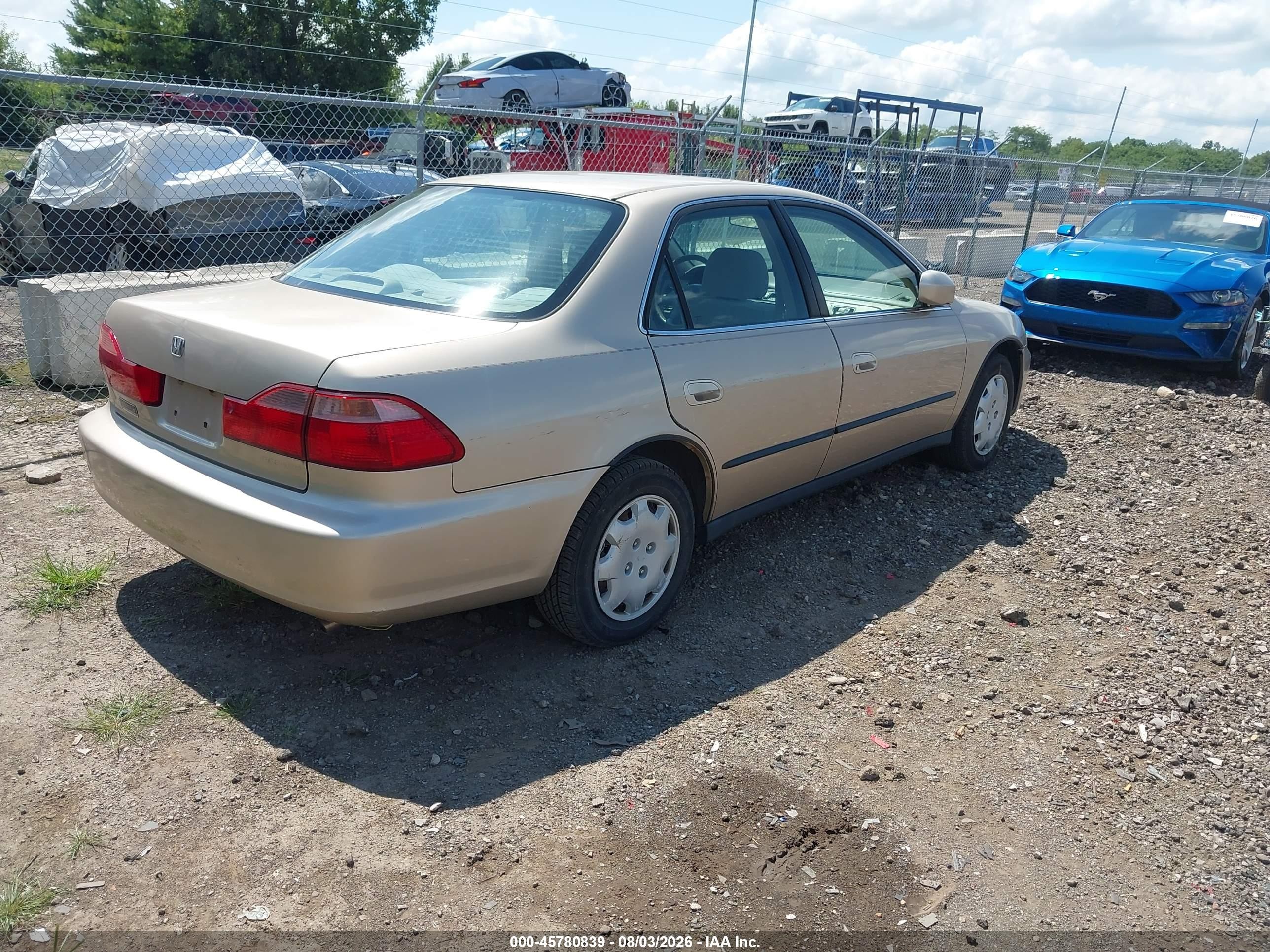 2000 Honda Accord 2.3 Lx Gold vin: 1HGCG5643YA153091