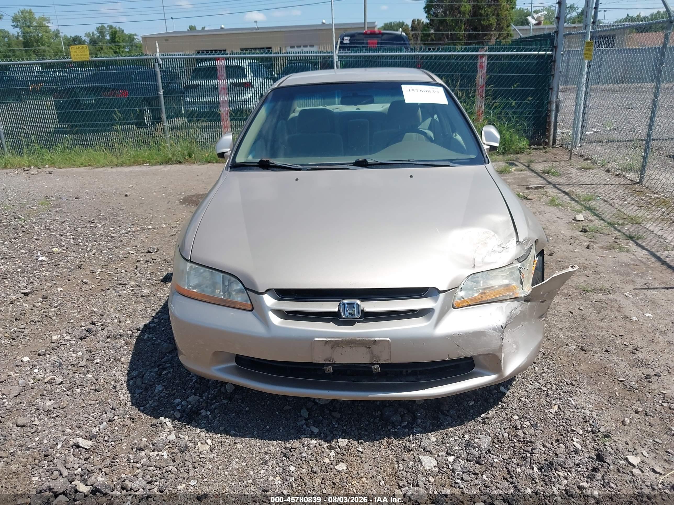2000 Honda Accord 2.3 Lx Gold vin: 1HGCG5643YA153091
