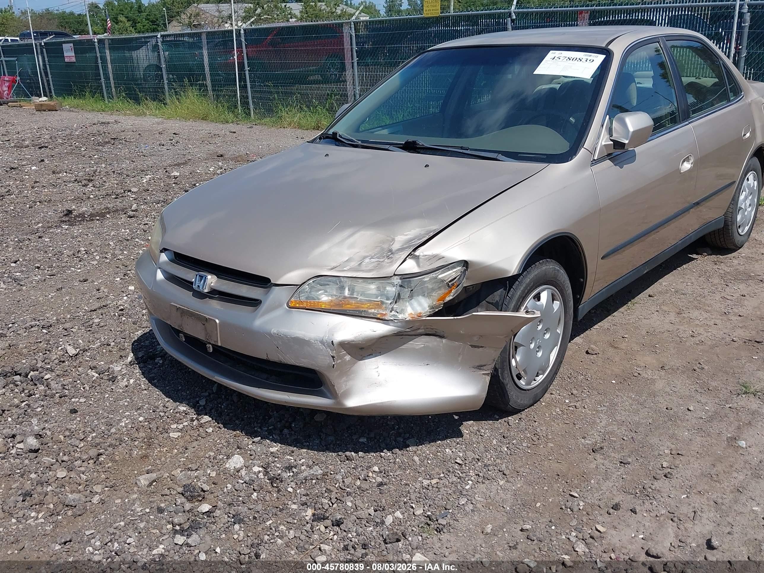 2000 Honda Accord 2.3 Lx Gold vin: 1HGCG5643YA153091