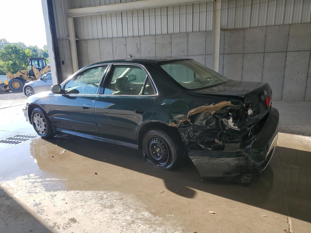2001 Honda Accord Lx Green vin: 1HGCG56441A139481 Damage: Left Qtr Panel, Dent(S) W/ Paint Dmg, > 12 Inches