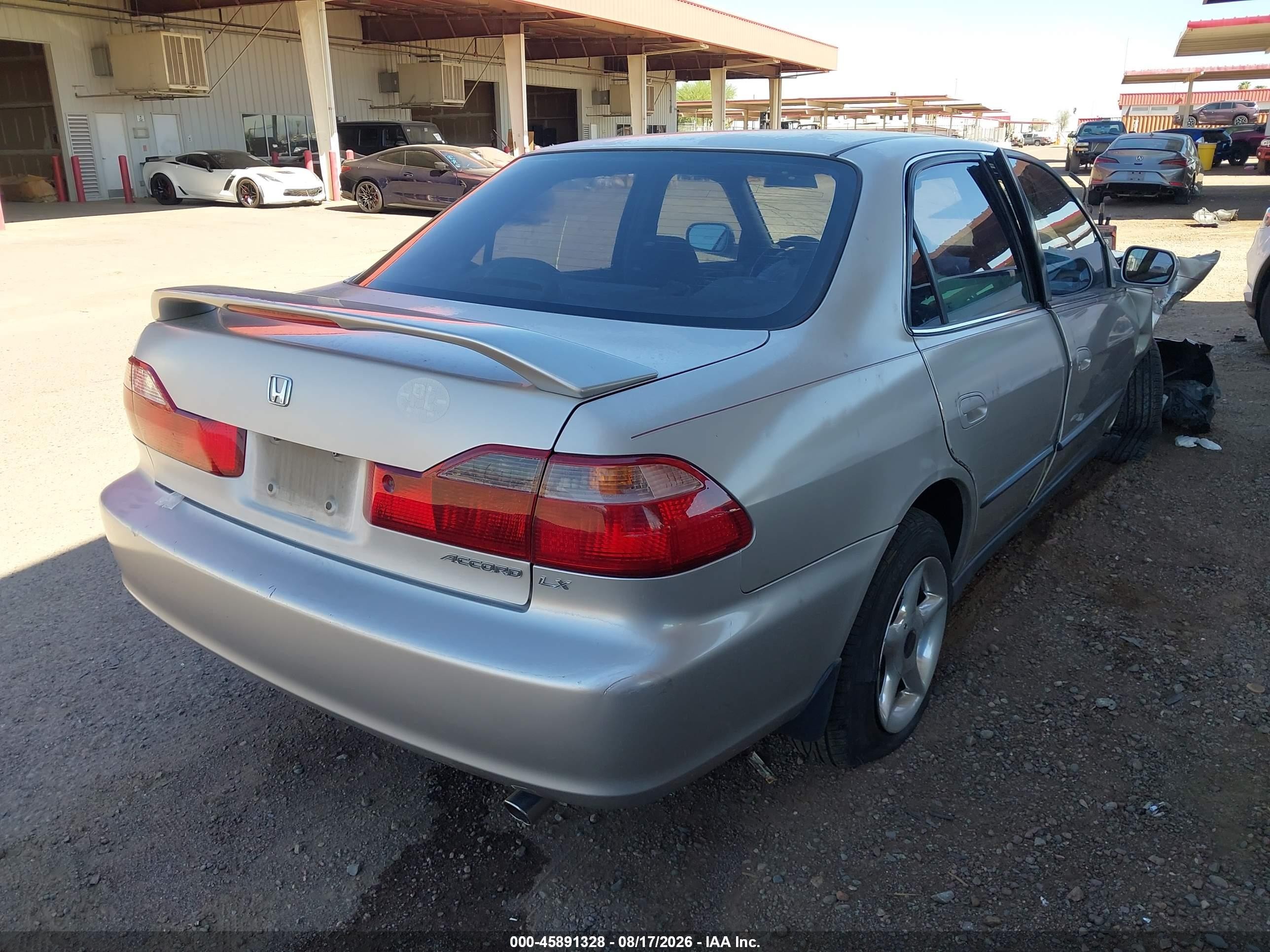 1999 Honda Accord Lx Серебряный vin: 1HGCG5644XA157715