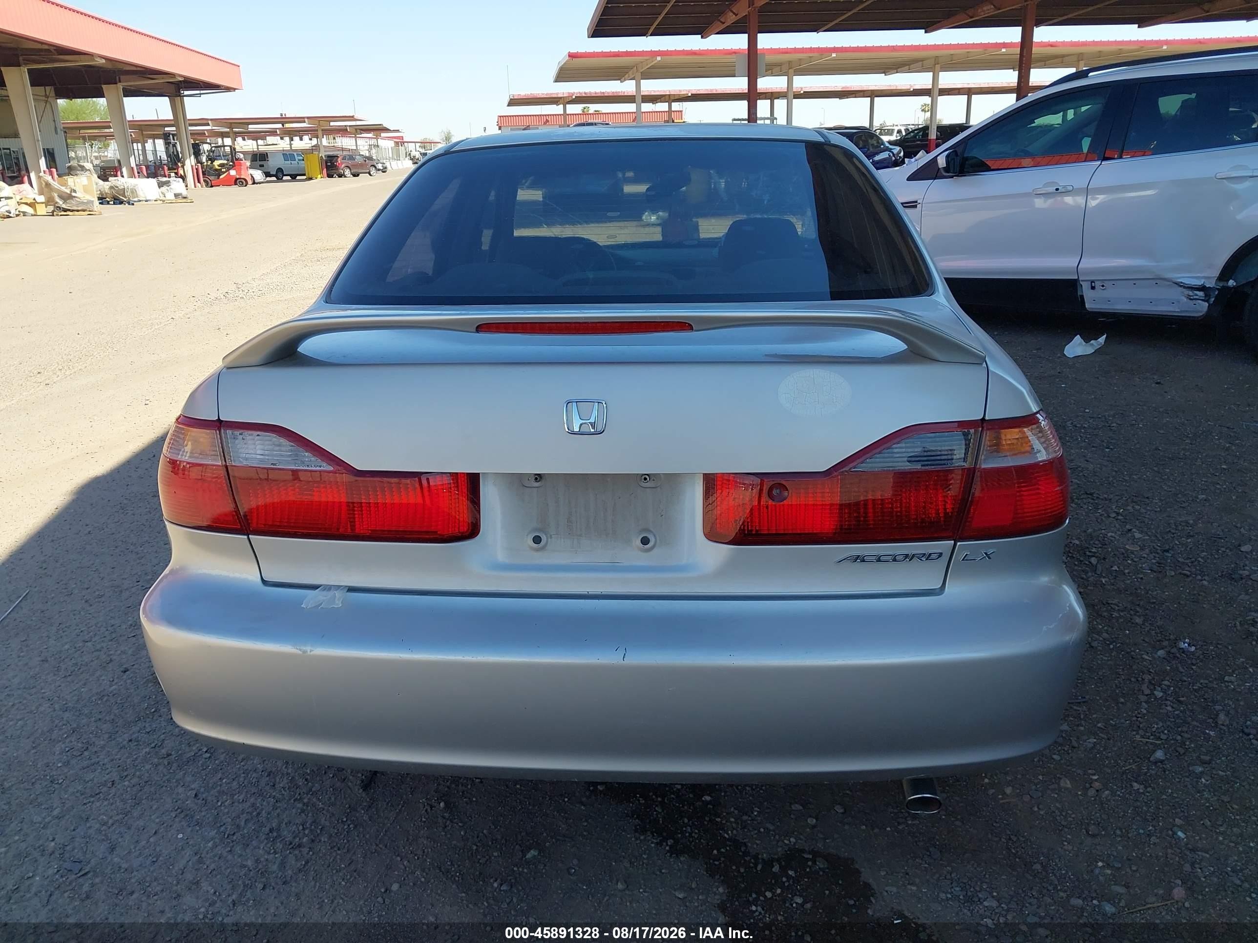 1999 Honda Accord Lx Серебряный vin: 1HGCG5644XA157715