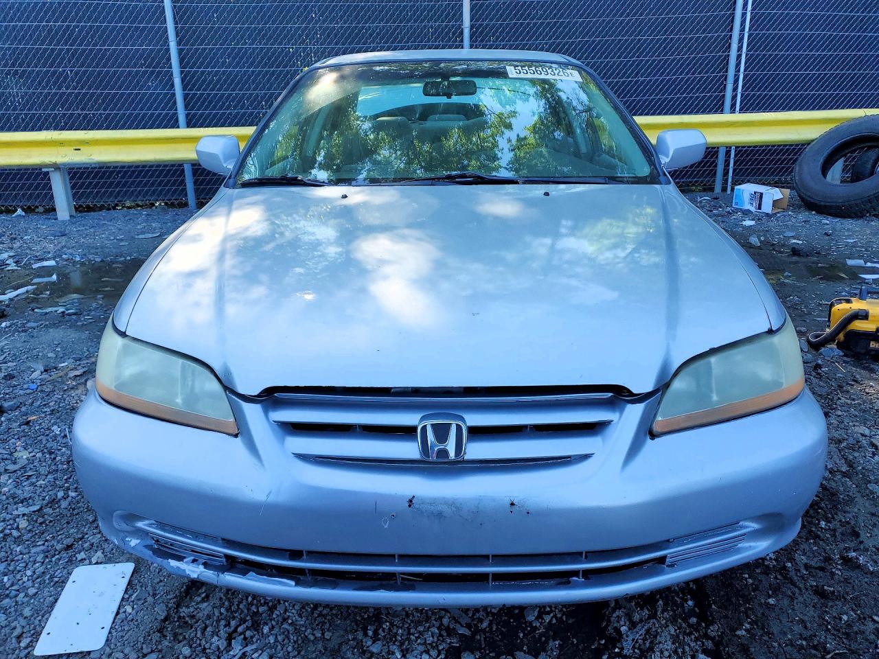2001 Honda Accord Lx Silver vin: 1HGCG56451A103038