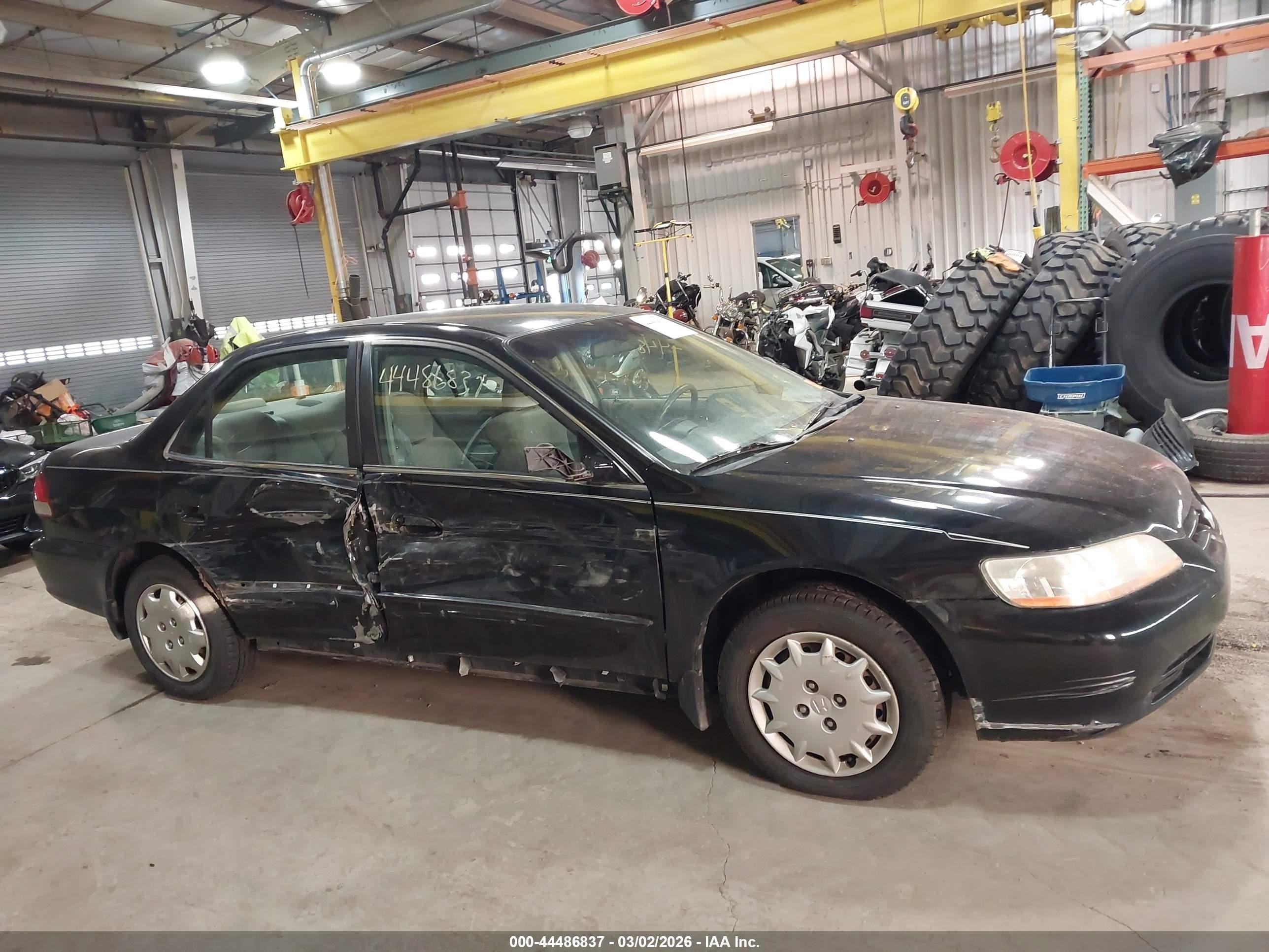 2002 Honda Accord 2.3 Lx Black vin: 1HGCG56452A003152