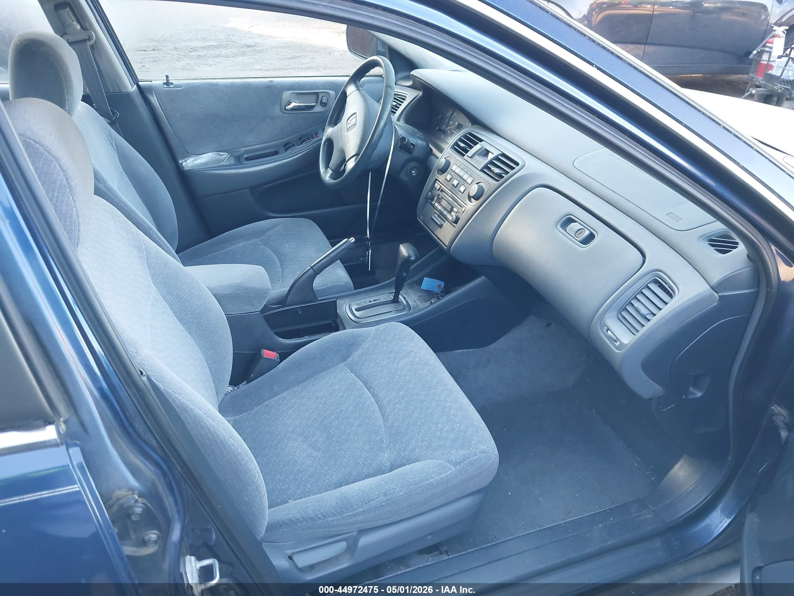 2002 Honda Accord 2.3 Lx Blue vin: 1HGCG56452A031114