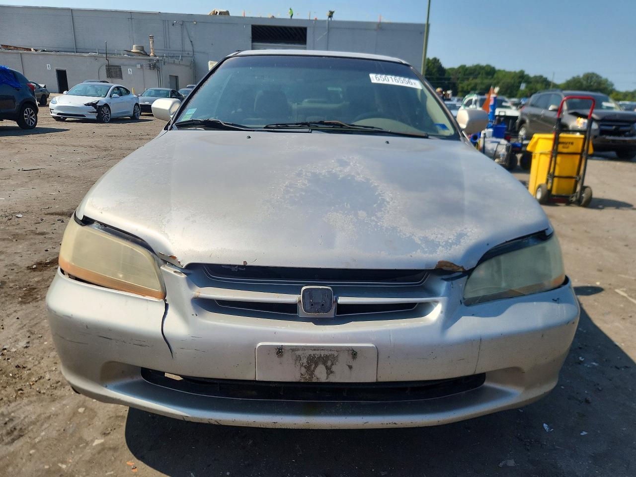 1998 Honda Accord Lx Silver vin: 1HGCG5645WA256106