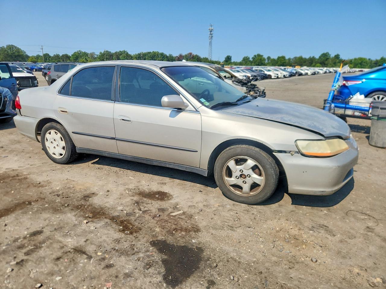 1998 Honda Accord Lx Silver vin: 1HGCG5645WA256106