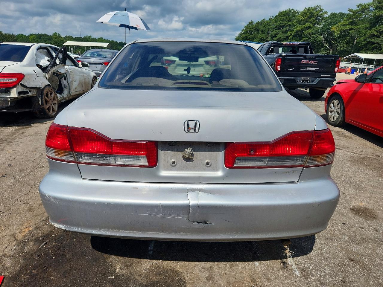 2001 Honda Accord Lx Серебряный vin: 1HGCG56461A128403
