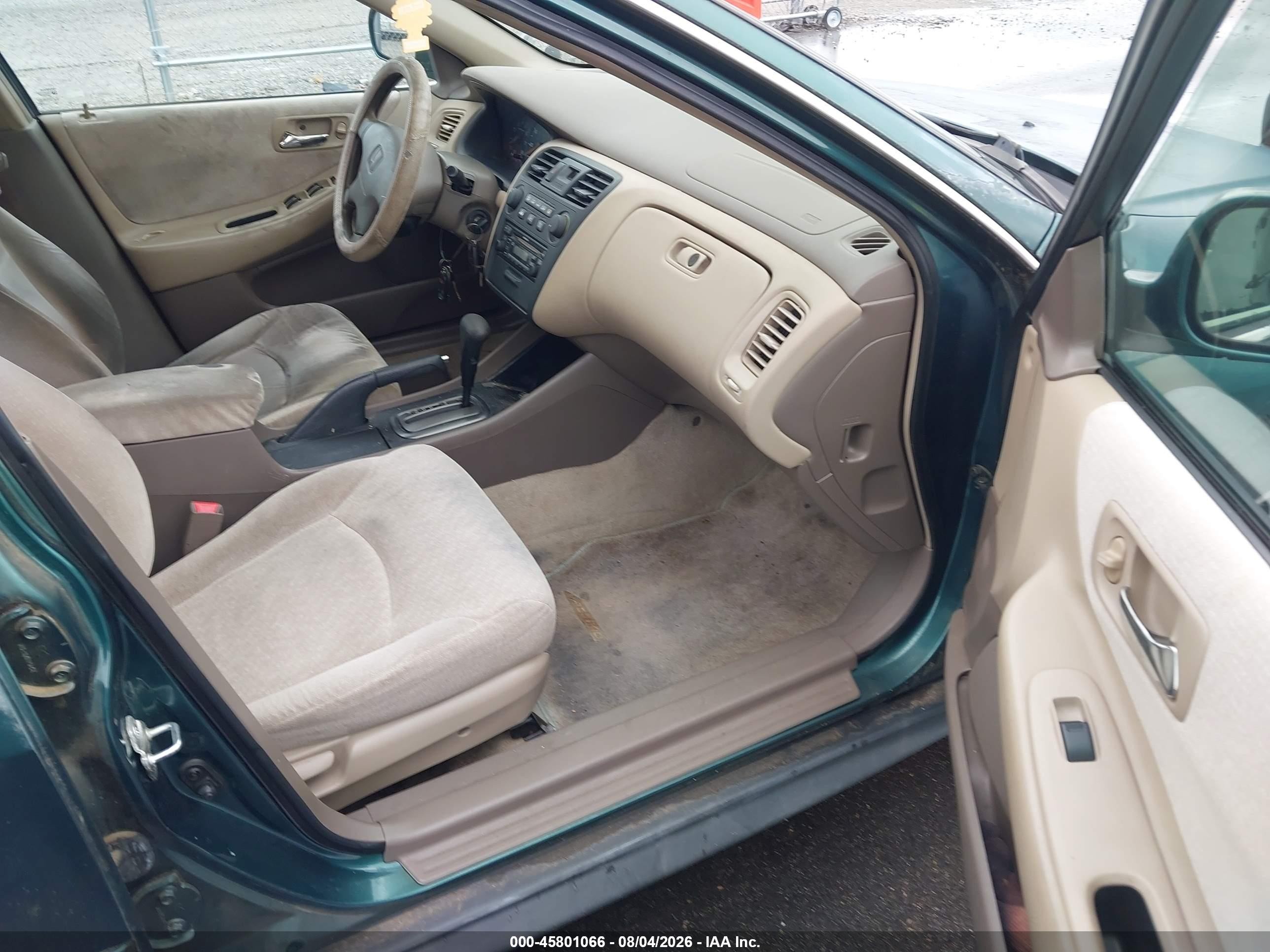 2002 Honda Accord 2.3 Lx Green vin: 1HGCG56462A054613
