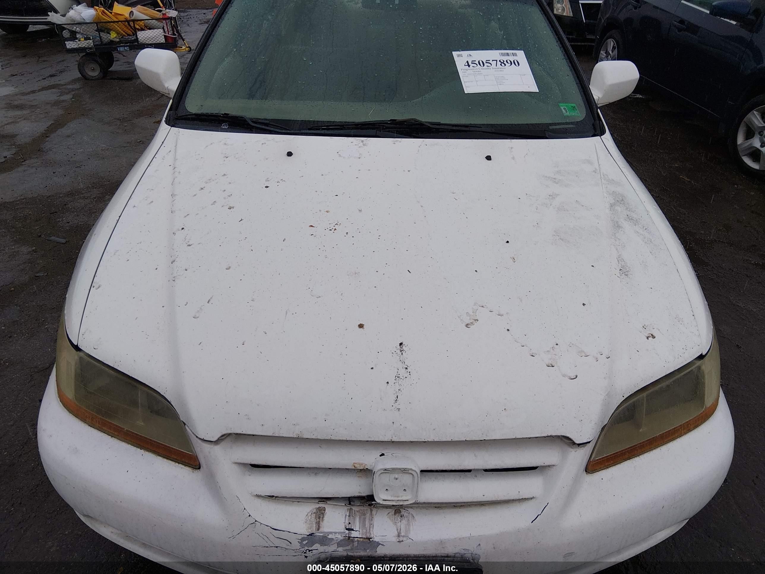 2002 Honda Accord 2.3 Lx White vin: 1HGCG56462A164402