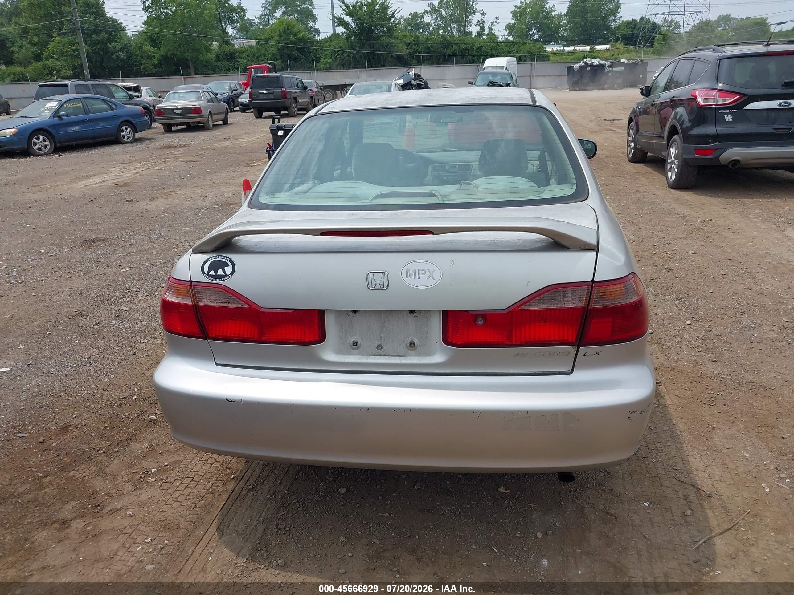 1999 Honda Accord Lx Silver vin: 1HGCG5646XA040699