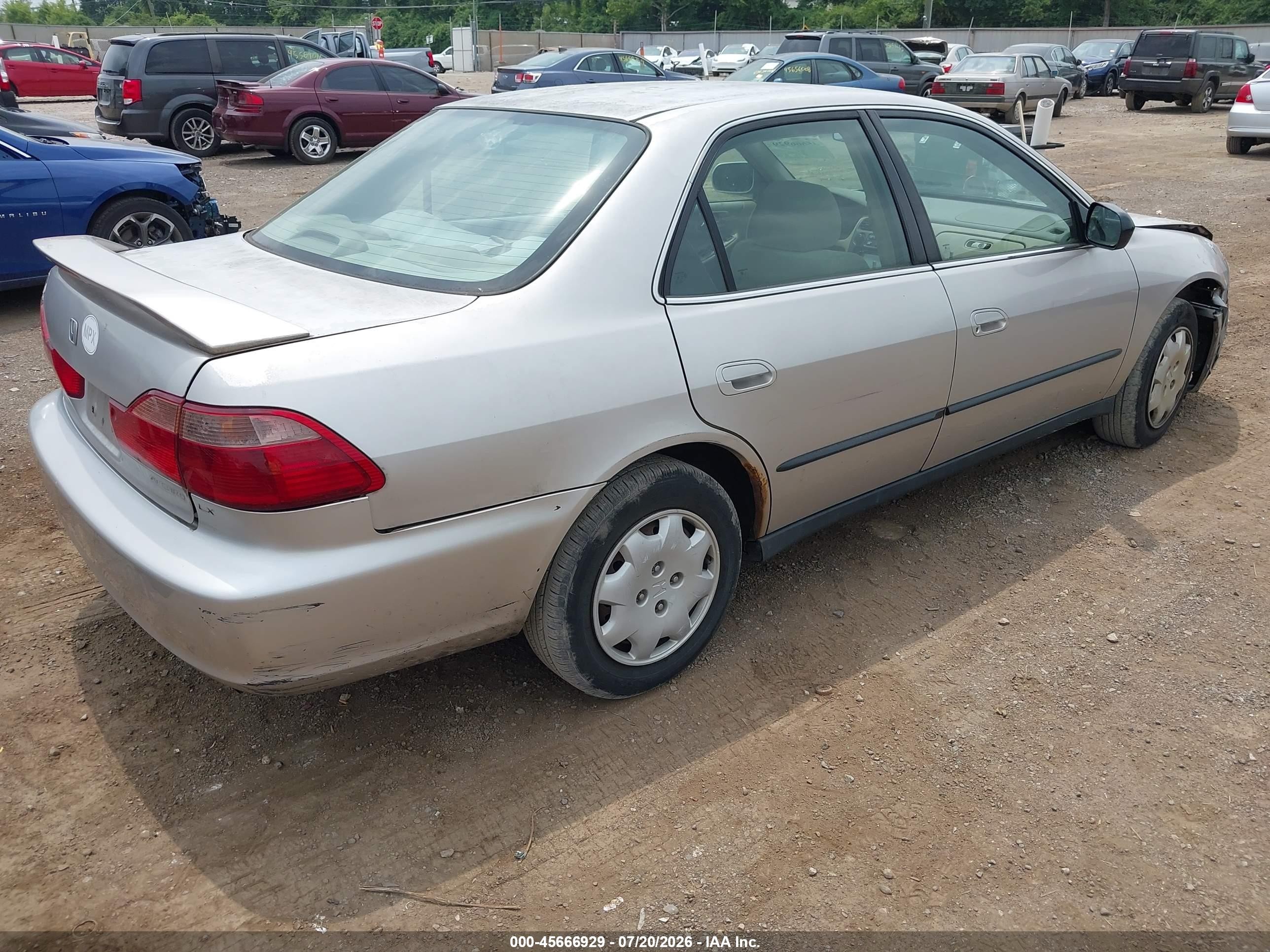 1999 Honda Accord Lx Silver vin: 1HGCG5646XA040699