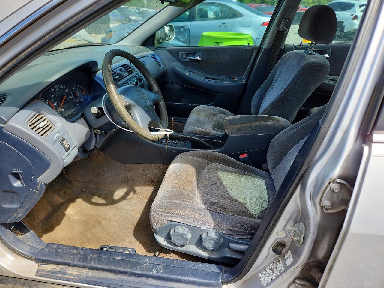 2000 Honda Accord Lx Gray vin: 1HGCG5646YA144403