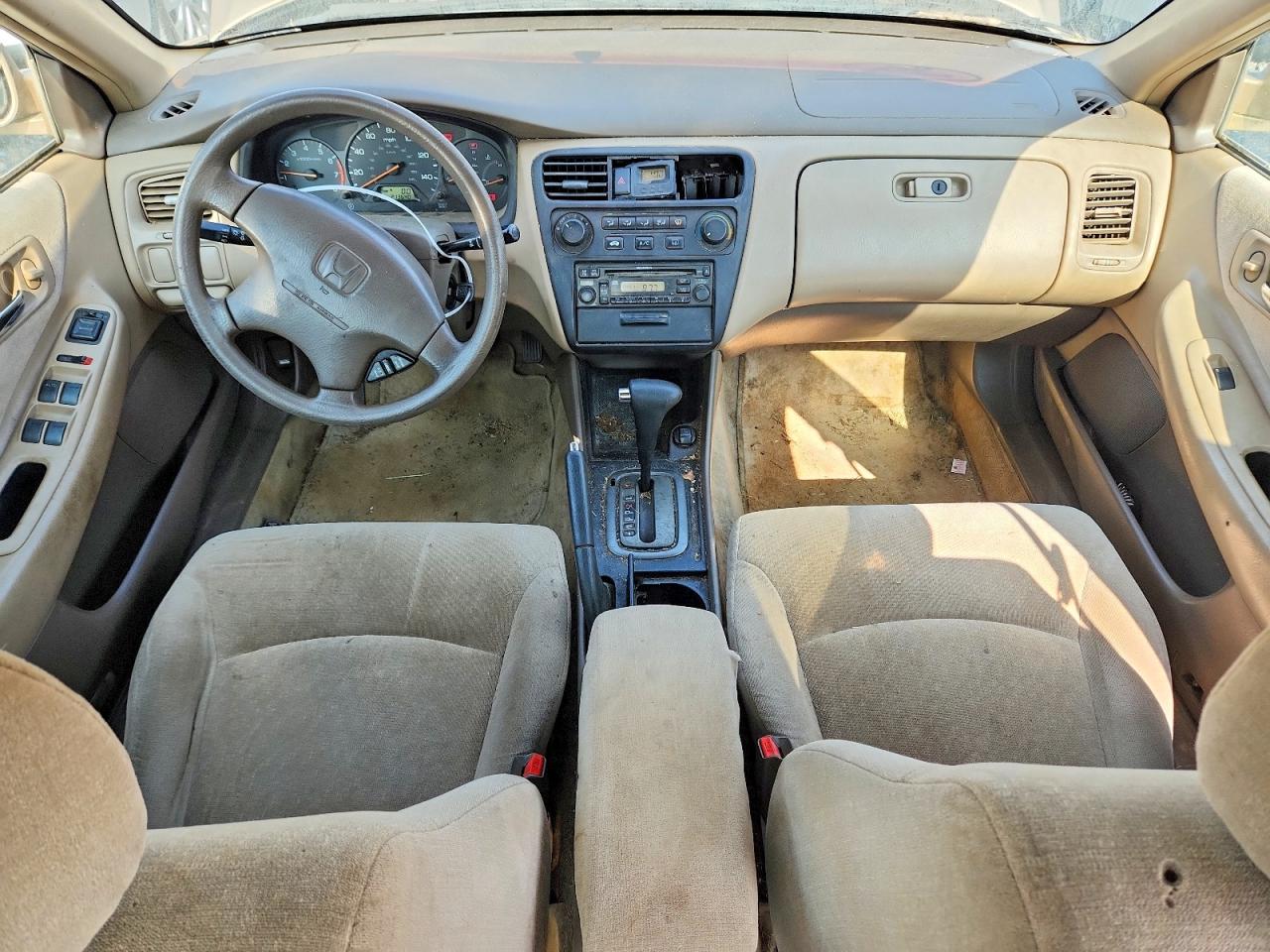 2002 Honda Accord Lx Tan vin: 1HGCG56472A083022
