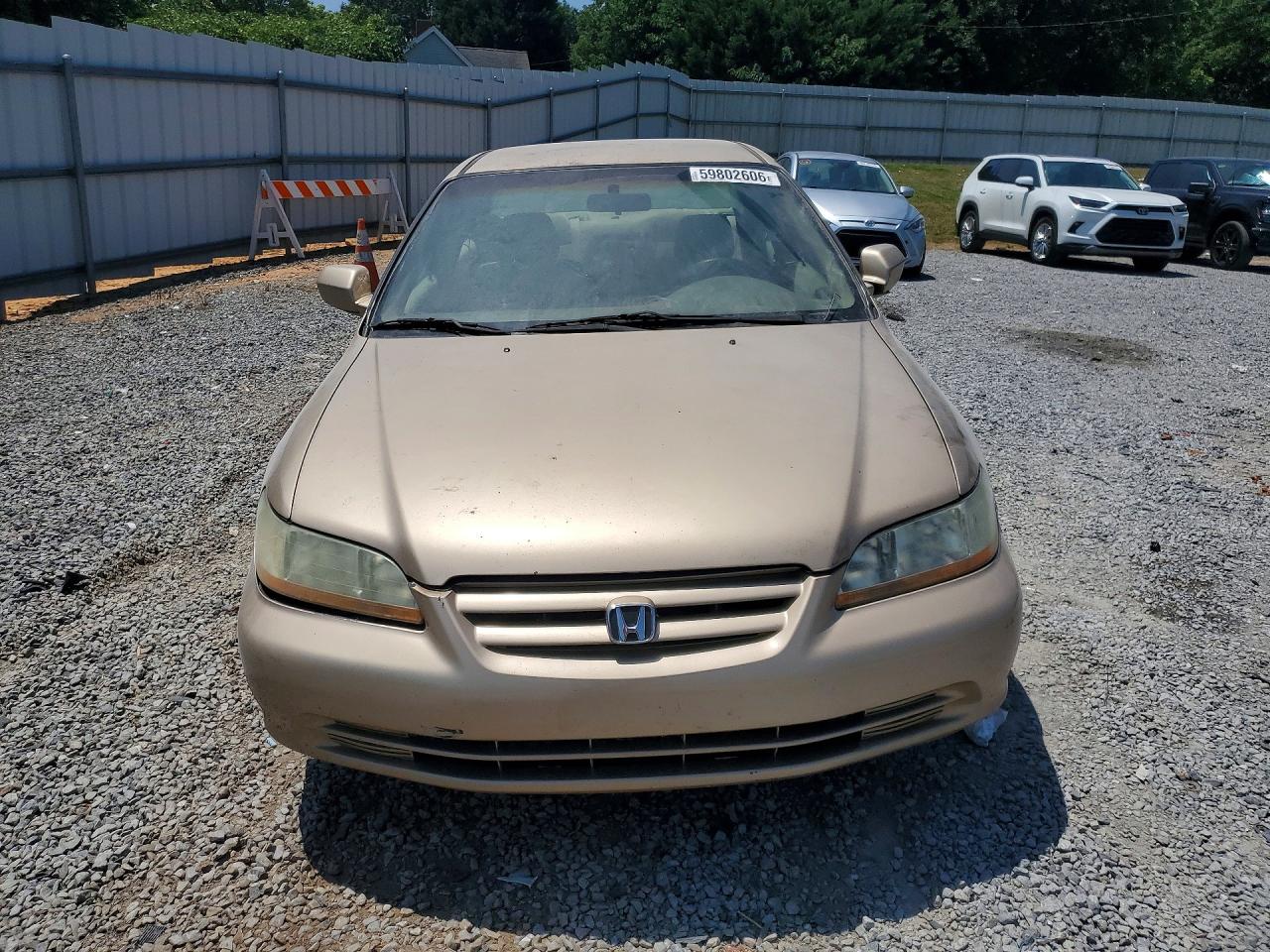 2002 Honda Accord Lx Tan vin: 1HGCG56472A083022