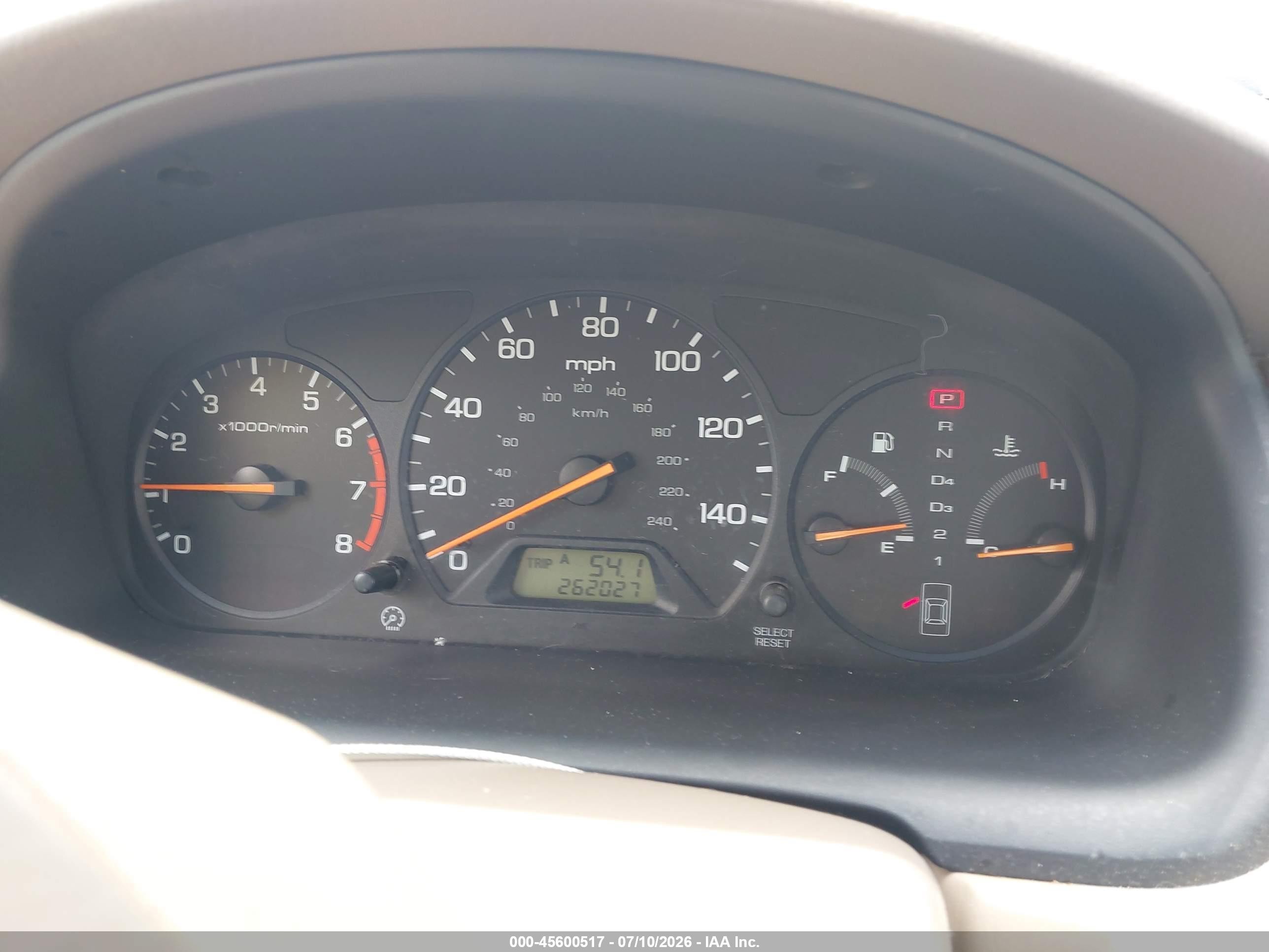 1998 Honda Accord Lx Silver vin: 1HGCG5647WA033663