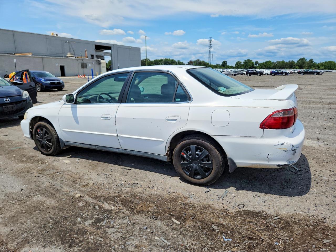 1998 Honda Accord Lx Белый vin: 1HGCG5647WA058854