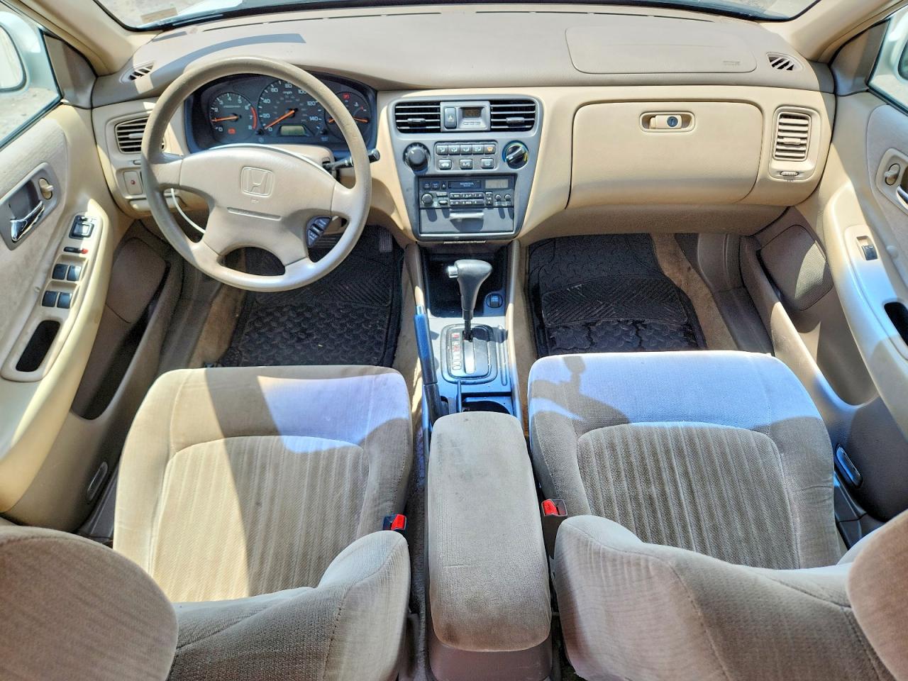 1998 Honda Accord Lx Белый vin: 1HGCG5647WA058854