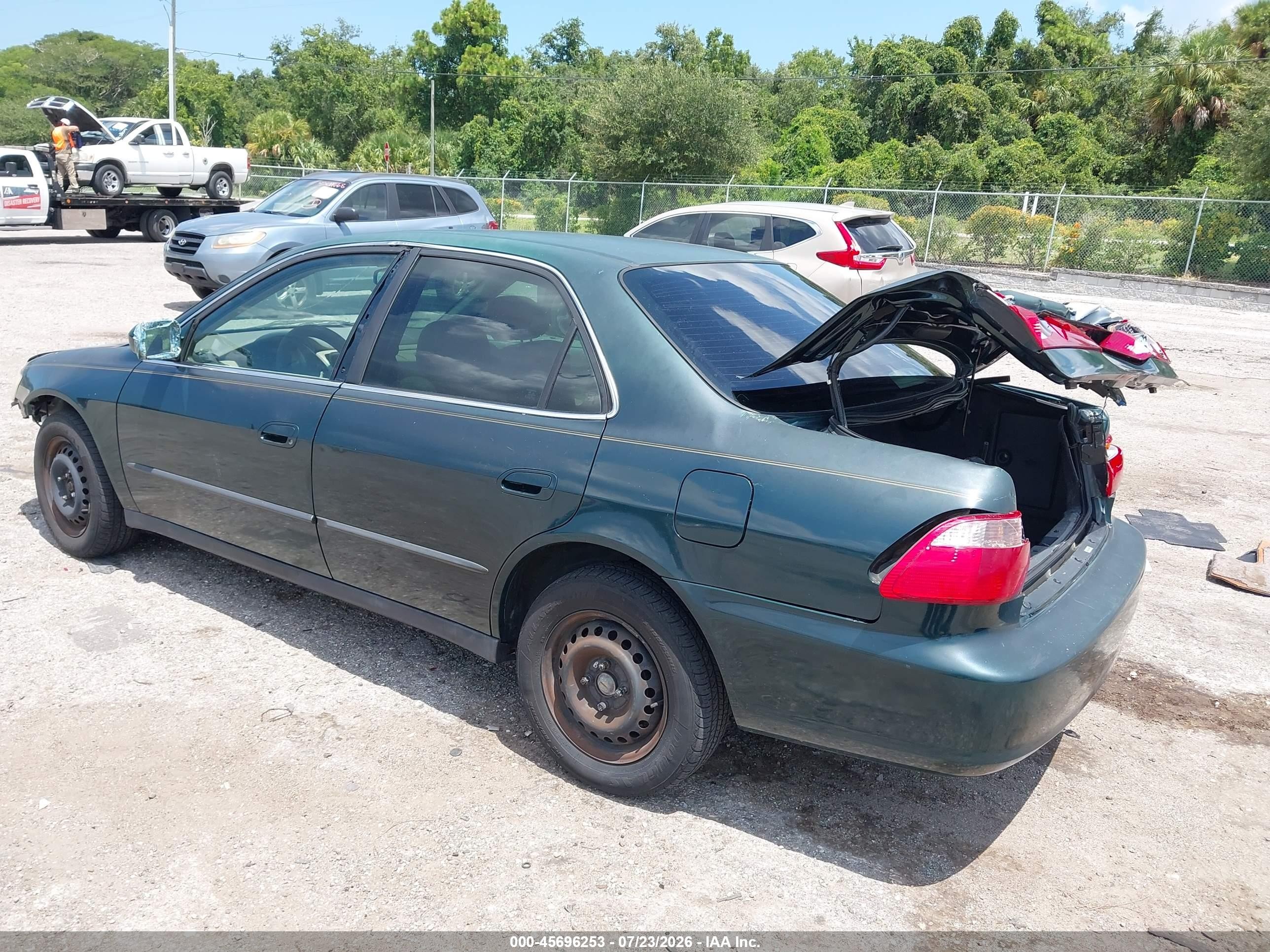 1998 Honda Accord Lx Зеленый vin: 1HGCG5647WA109169