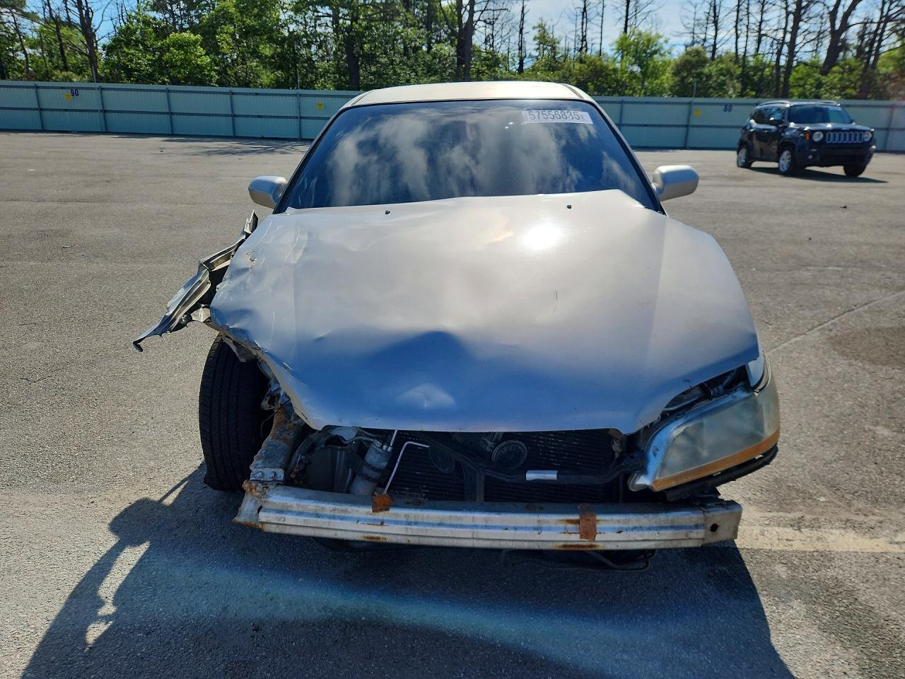 1998 Honda Accord Lx Silver vin: 1HGCG5647WA153432