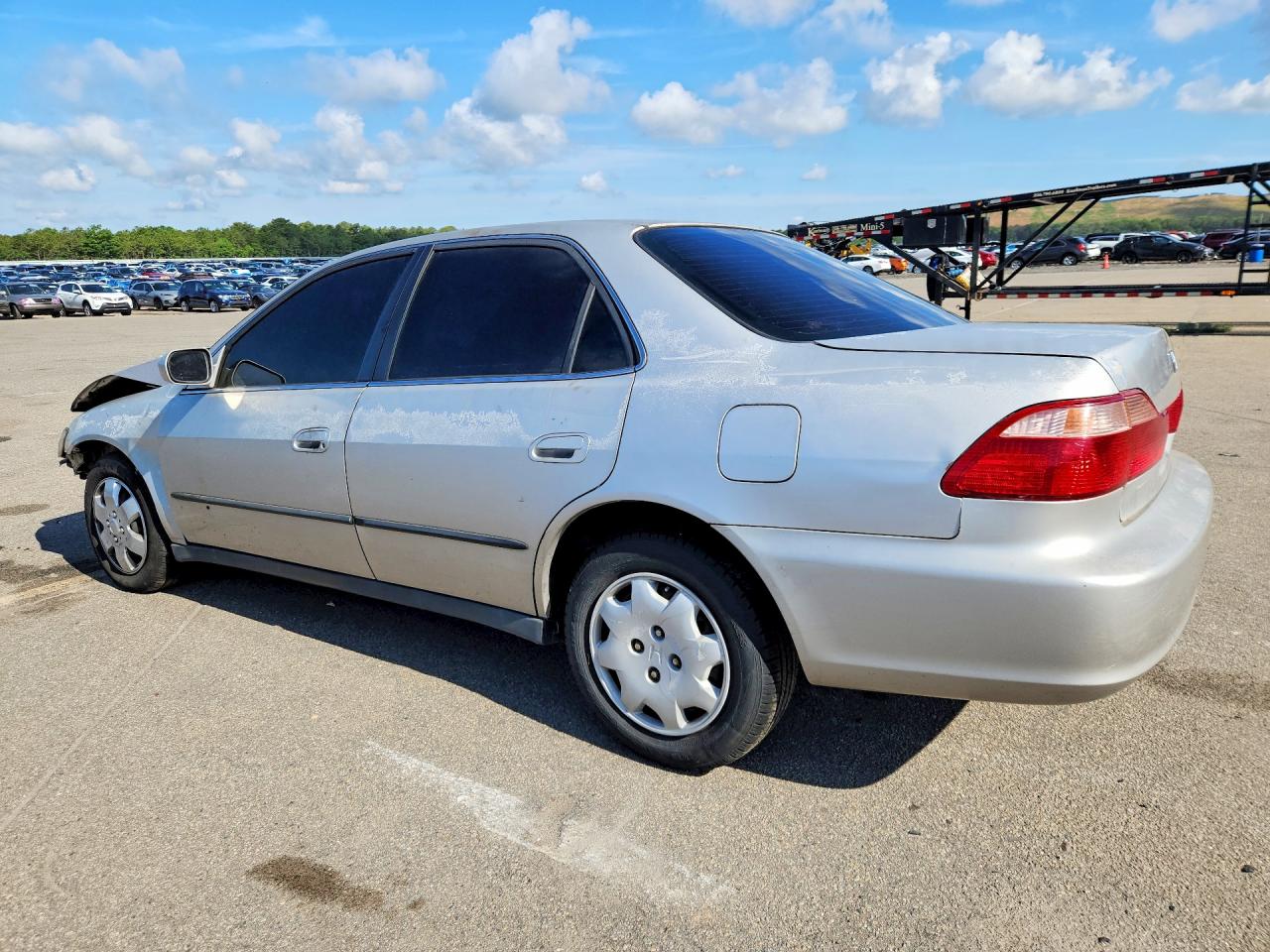 1998 Honda Accord Lx Silver vin: 1HGCG5647WA153432