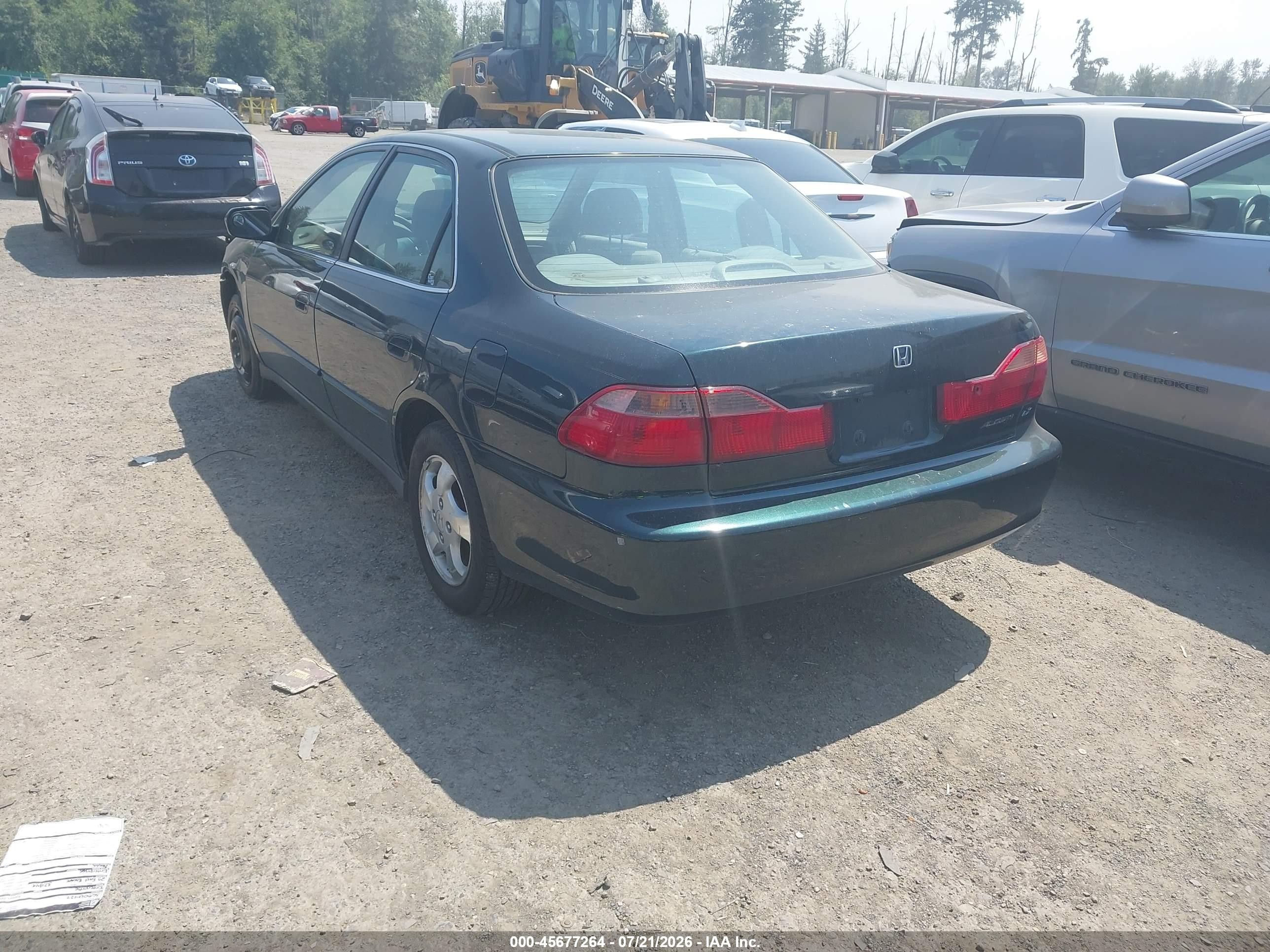 2000 Honda Accord 2.3 Lx Зеленый vin: 1HGCG5647YA149934