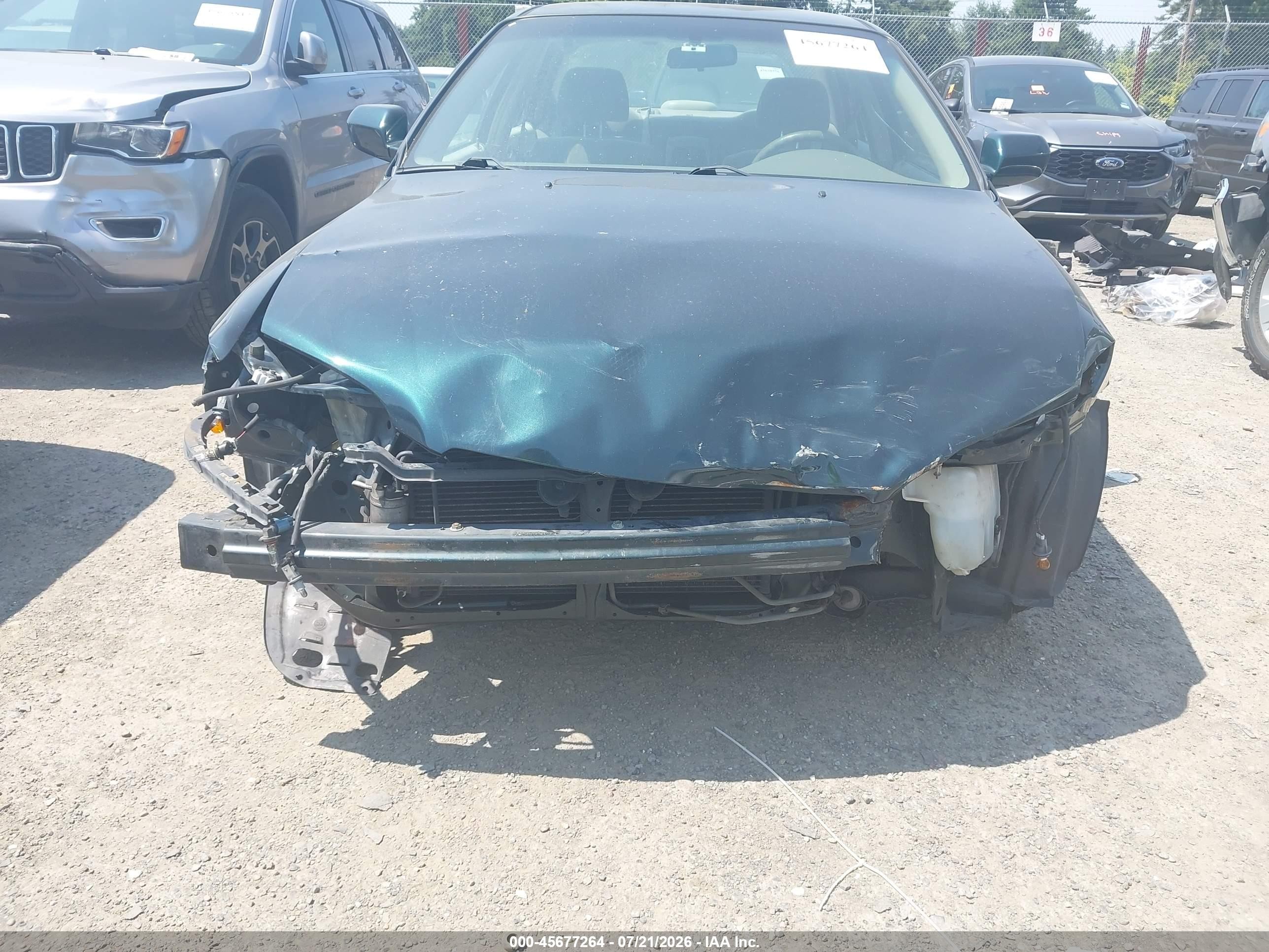 2000 Honda Accord 2.3 Lx Зеленый vin: 1HGCG5647YA149934