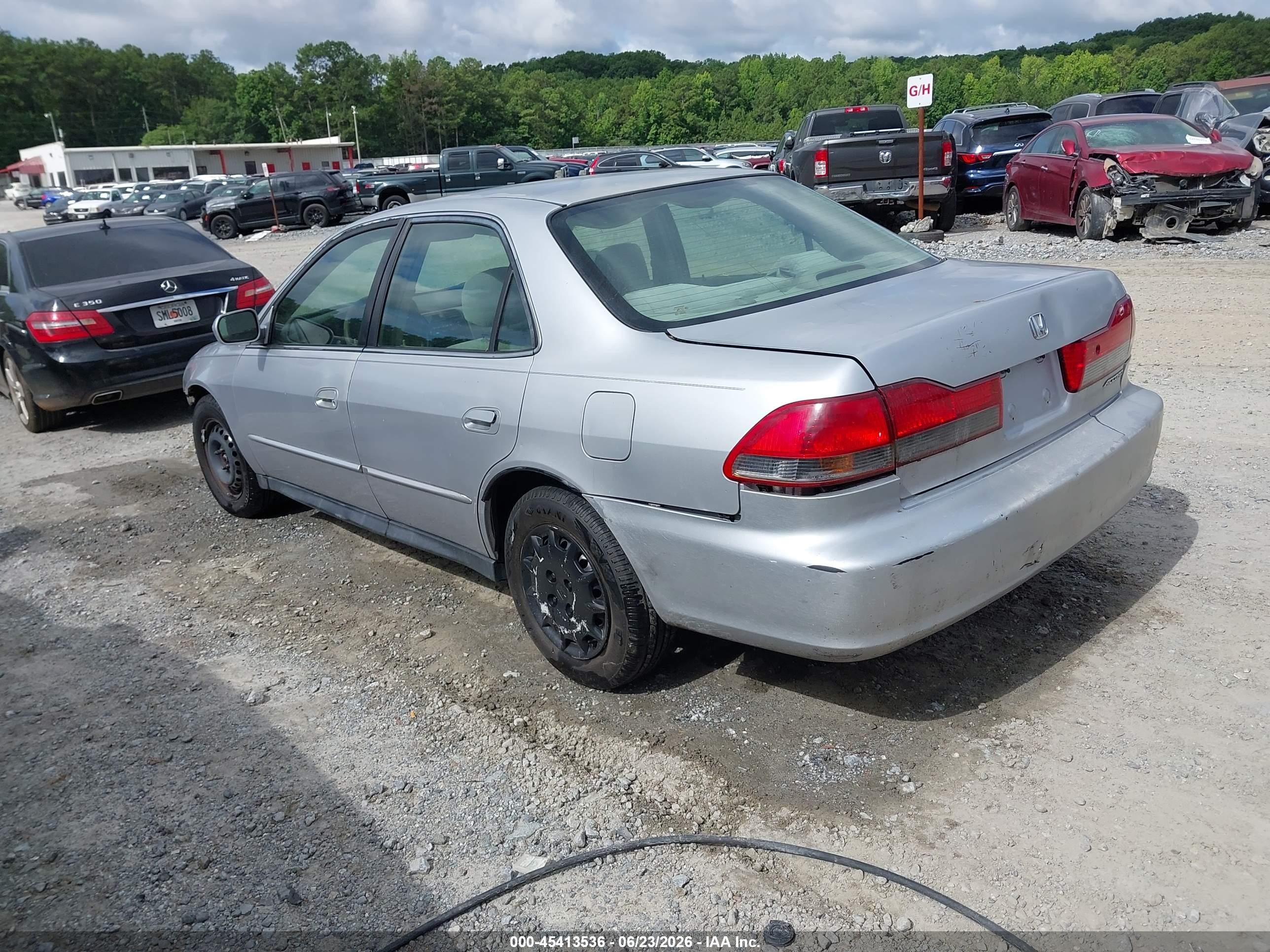 2001 Honda Accord 2.3 Lx Silver vin: 1HGCG56481A057768