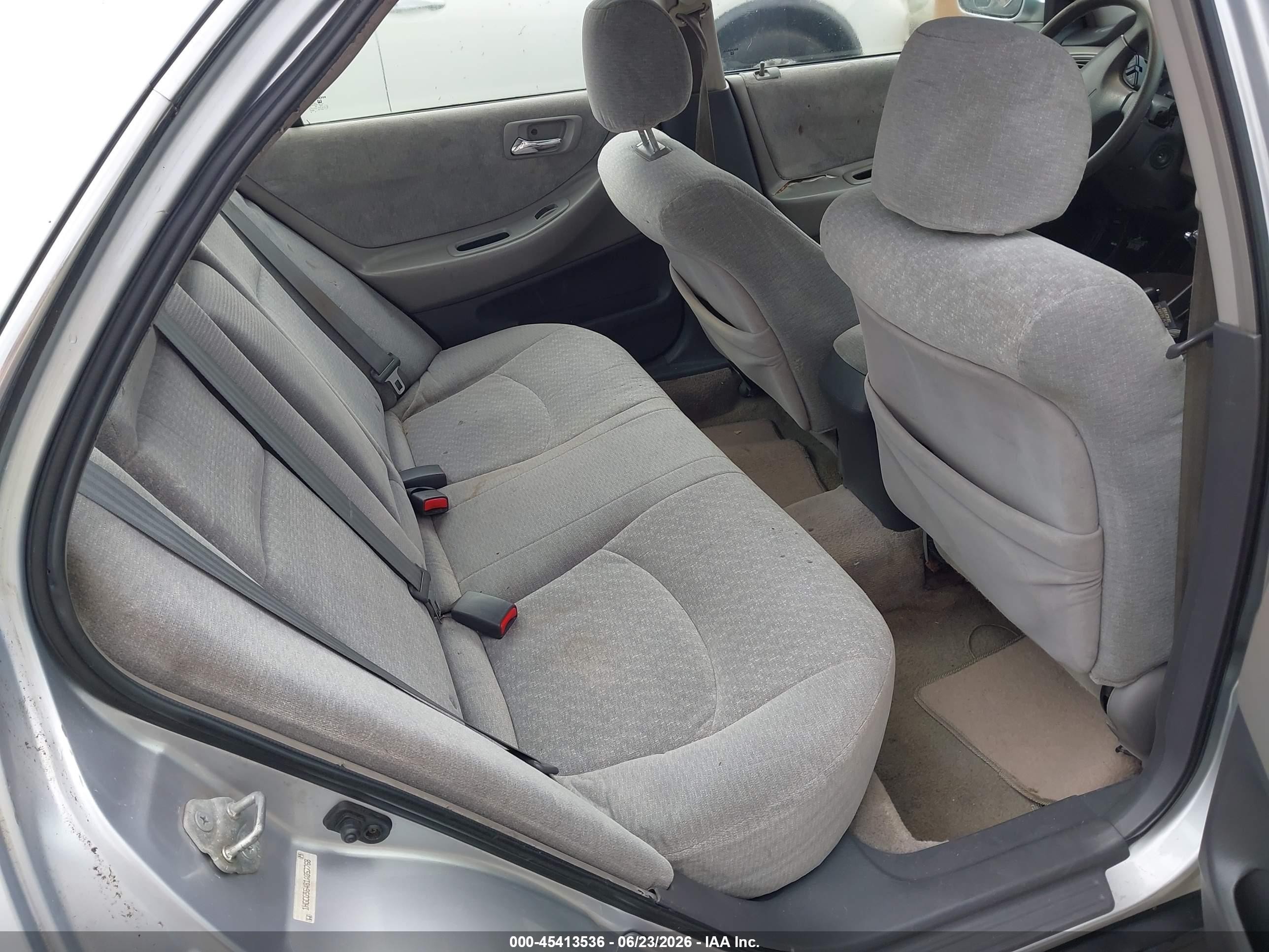 2001 Honda Accord 2.3 Lx Silver vin: 1HGCG56481A057768