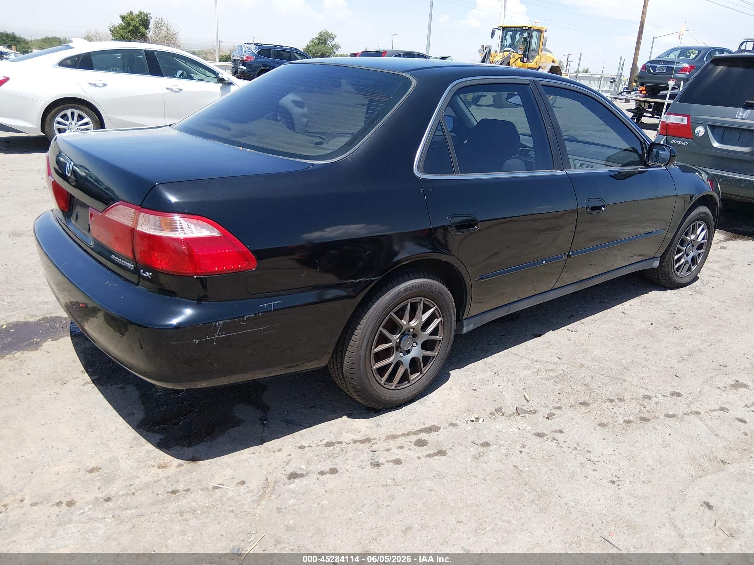 1998 Honda Accord Lx Black vin: 1HGCG5648WA078501