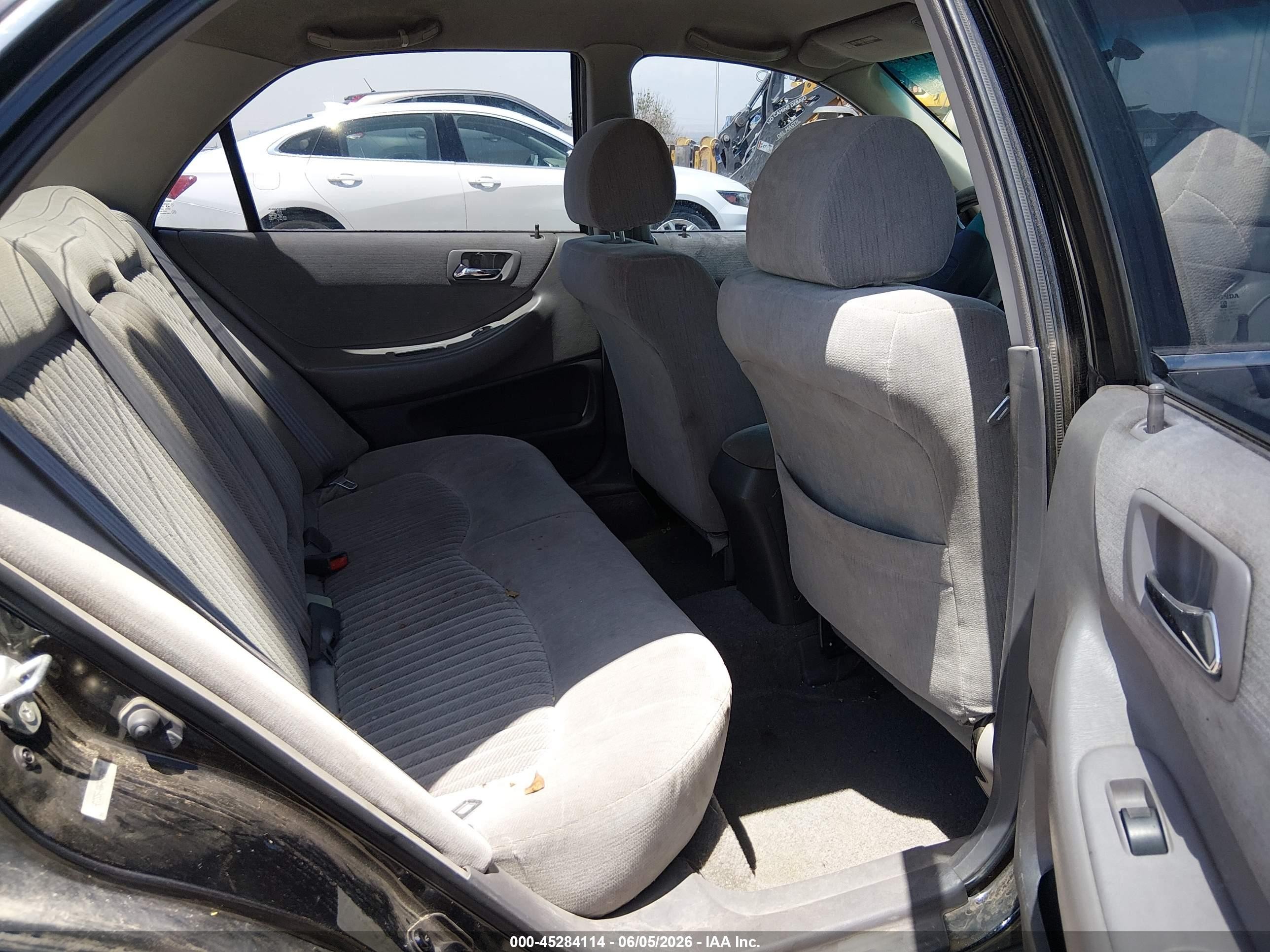 1998 Honda Accord Lx Black vin: 1HGCG5648WA078501