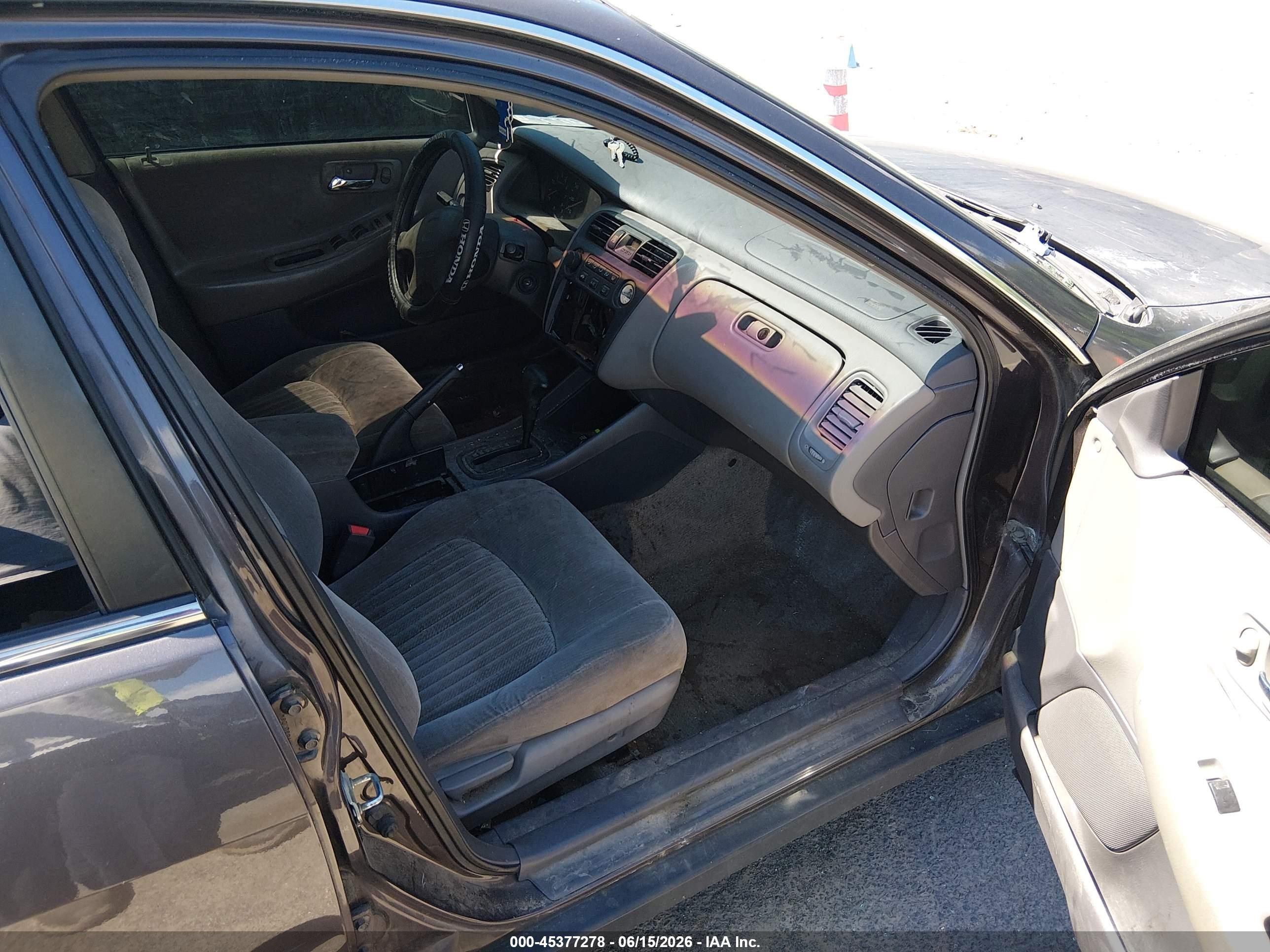 1998 Honda Accord Lx Gray vin: 1HGCG5648WA223469