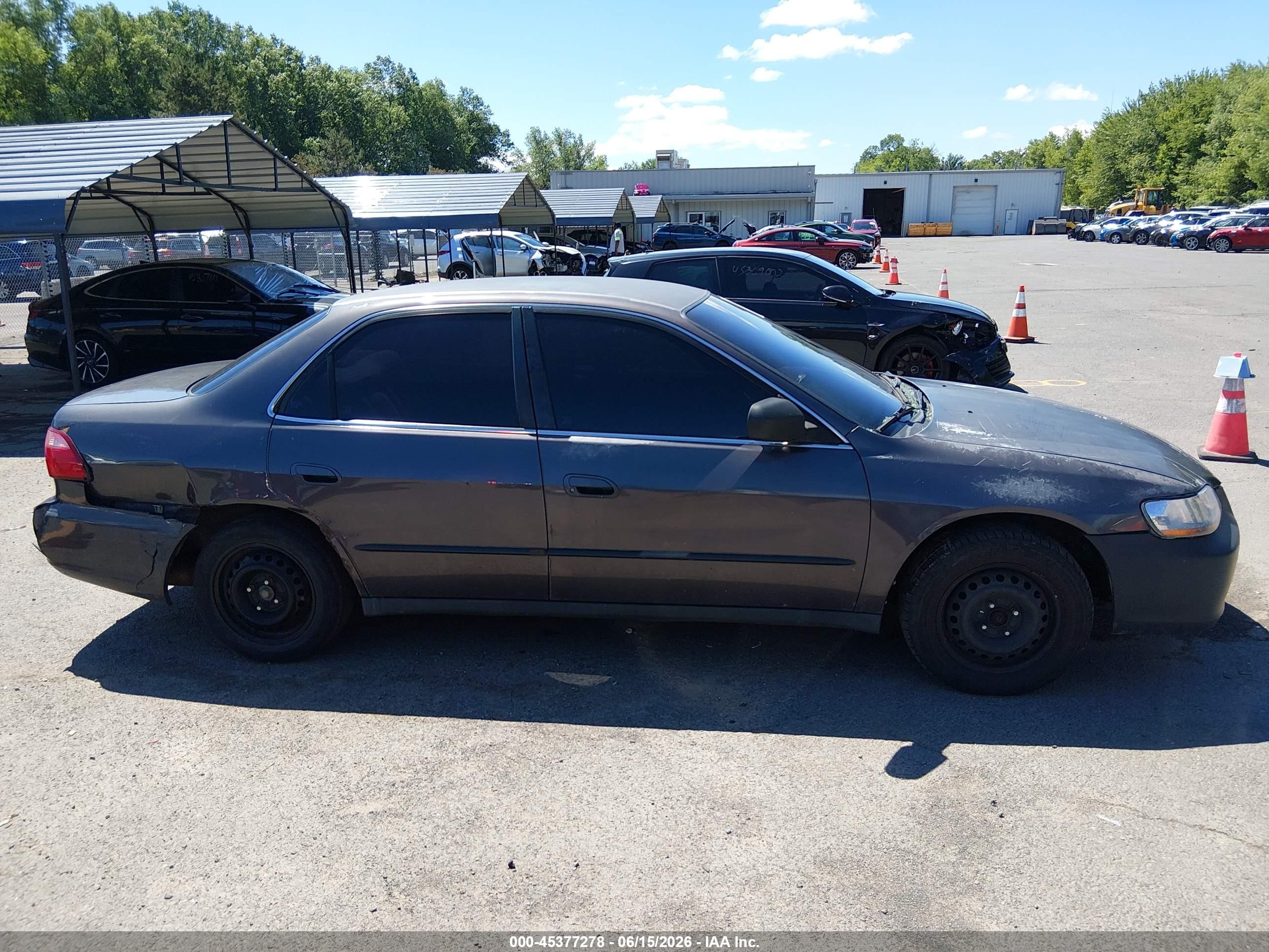1998 Honda Accord Lx Gray vin: 1HGCG5648WA223469