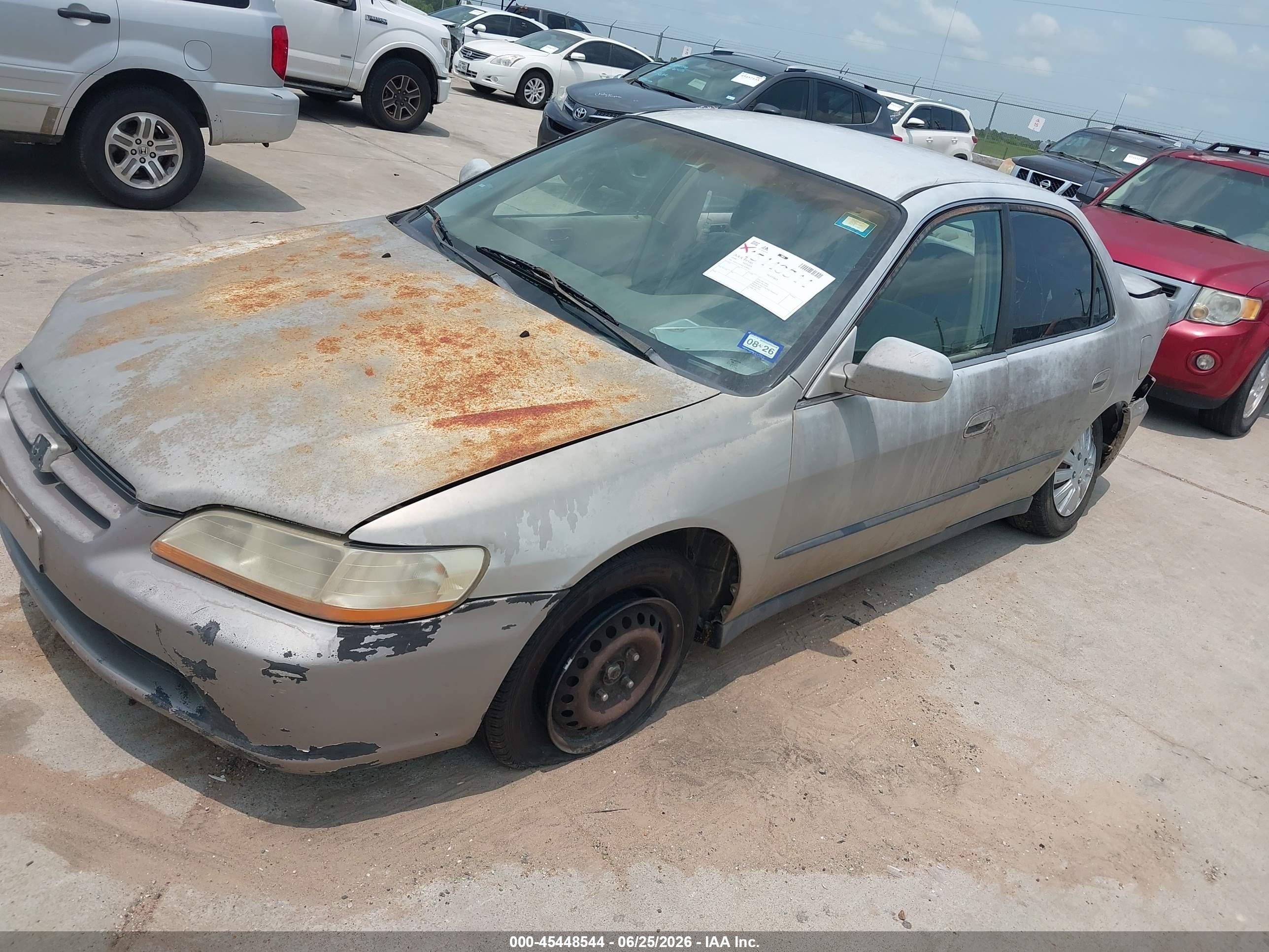 1999 Honda Accord Lx Серебряный vin: 1HGCG5648XA049002