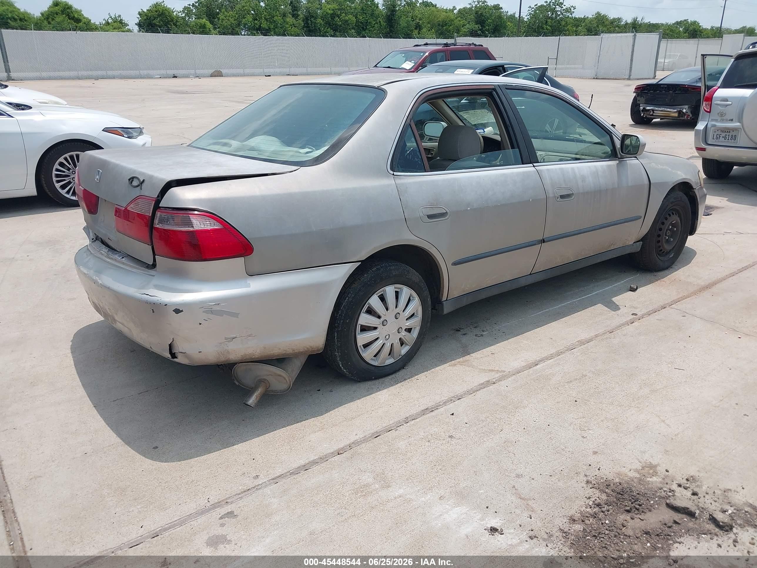 1999 Honda Accord Lx Серебряный vin: 1HGCG5648XA049002