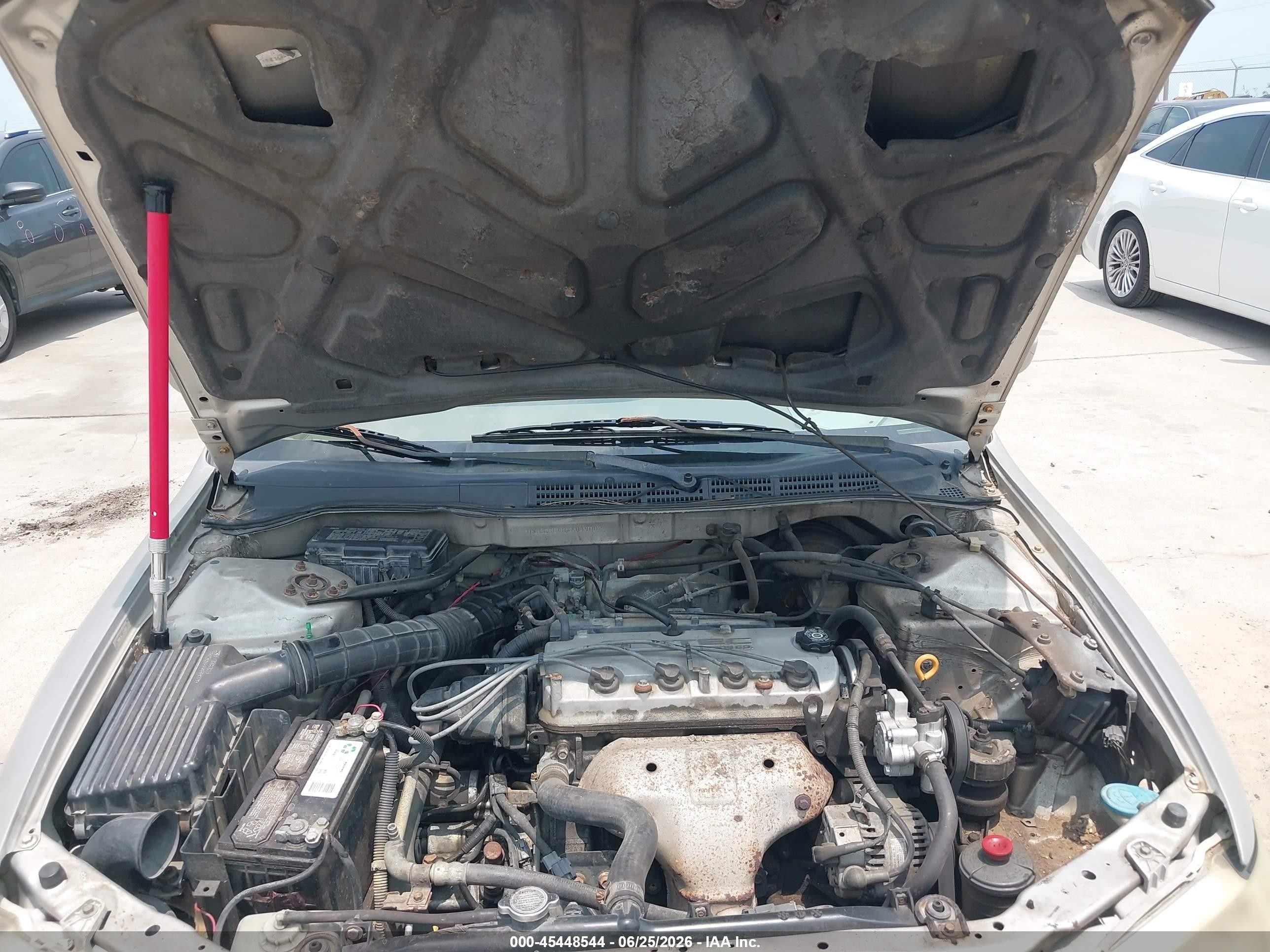 1999 Honda Accord Lx Серебряный vin: 1HGCG5648XA049002